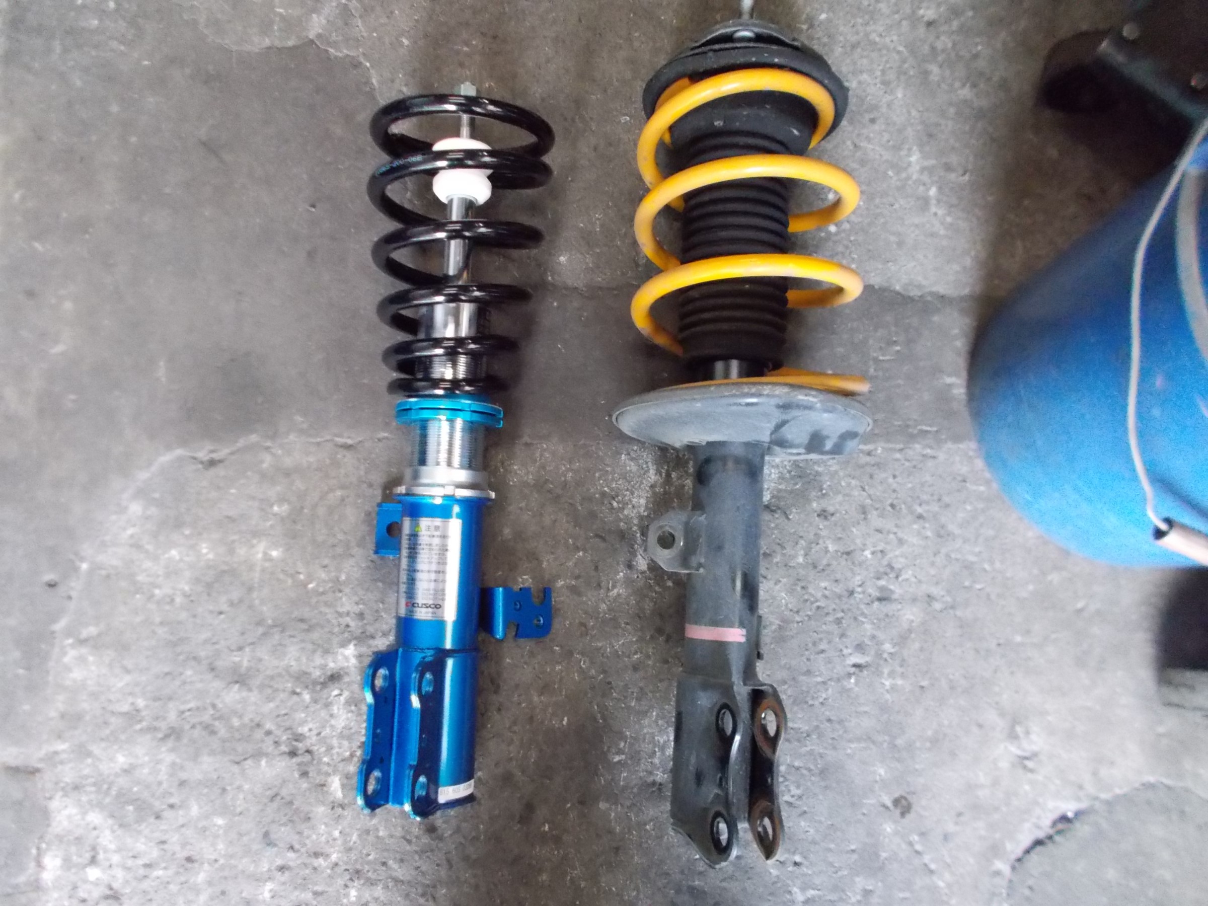 ウィッシュ クスコ製の車高調「ストリートZERO」装着＆アライメント