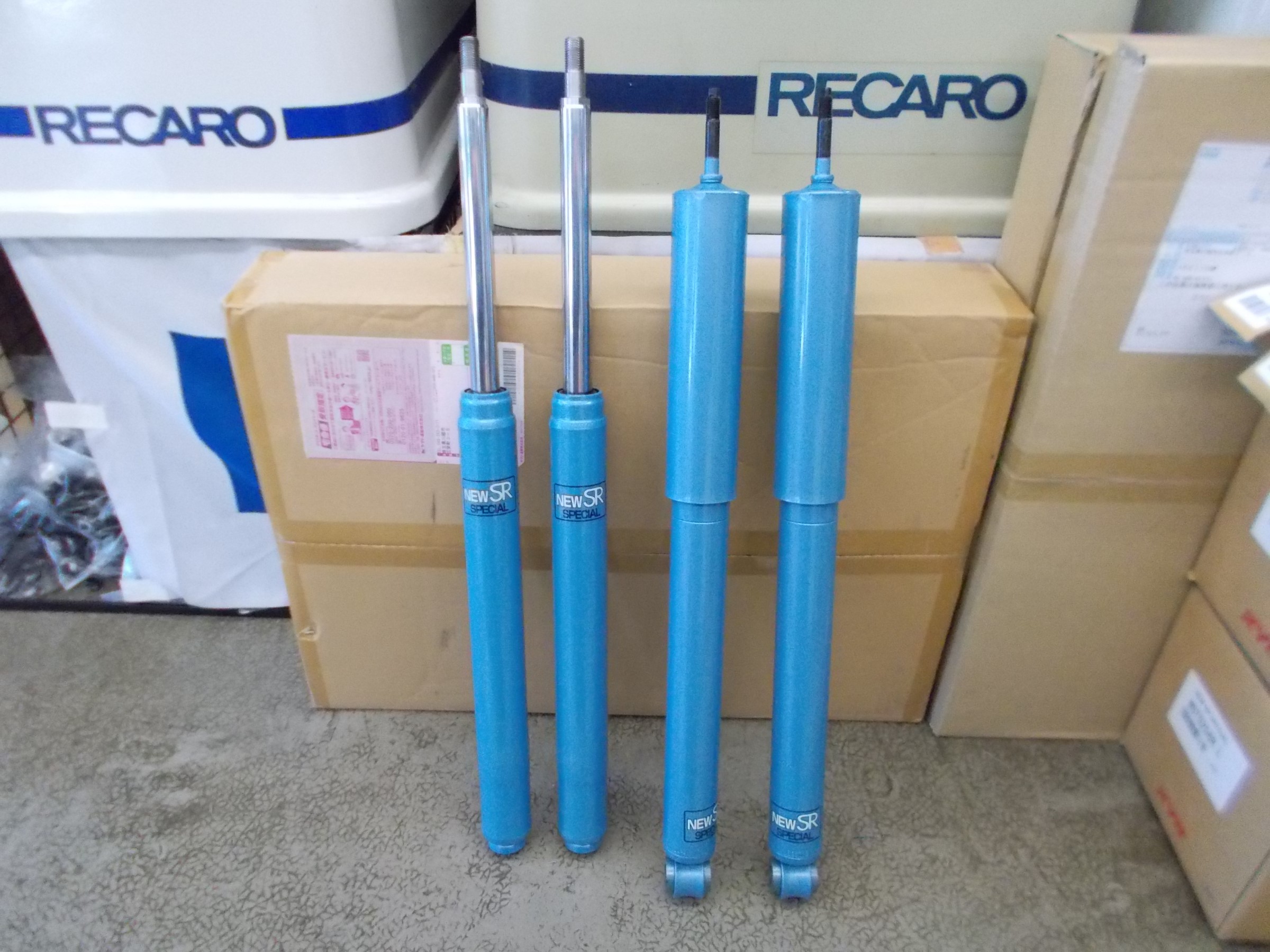 カローラレビン KYB(カヤバ)製ショック&クスコ製アッパー カローラレビン KYB(カヤバ)製ショック&クスコ製アッパー