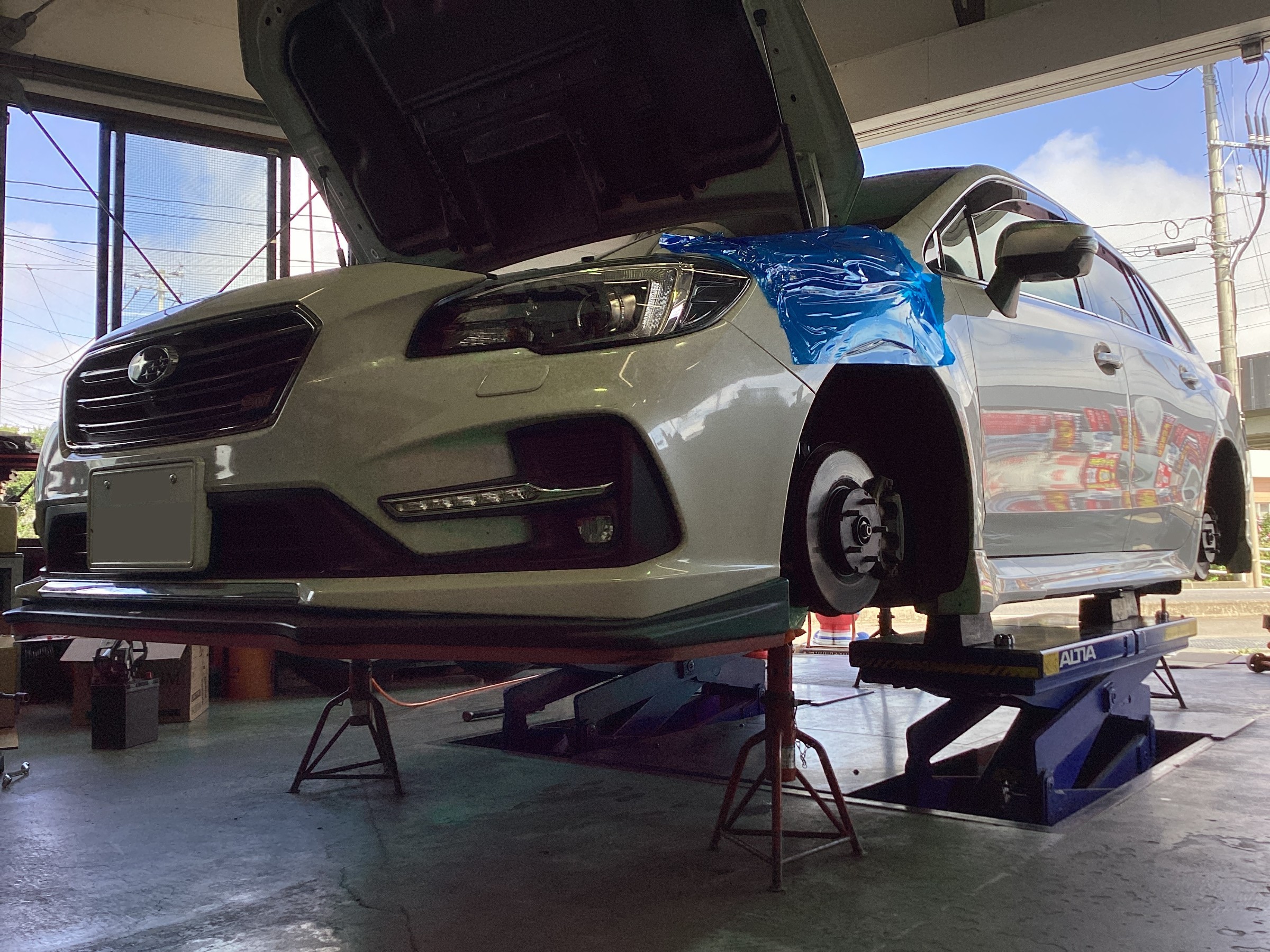 レヴォーグSTIスポーツ VM4 車高調取り付けます！ | スバル