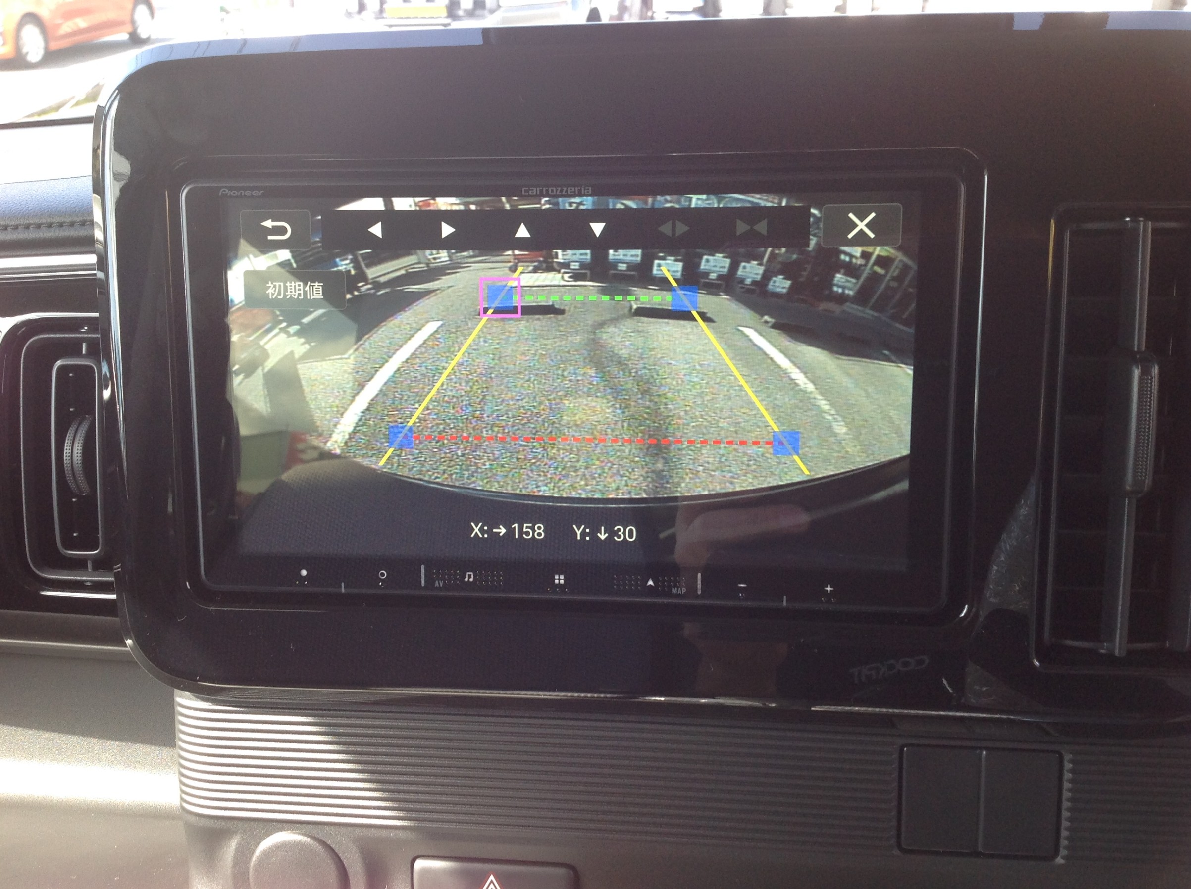 新車のワゴンRスマイルさん、ナビ＆バックカメラ装着です ♪ | スズキ