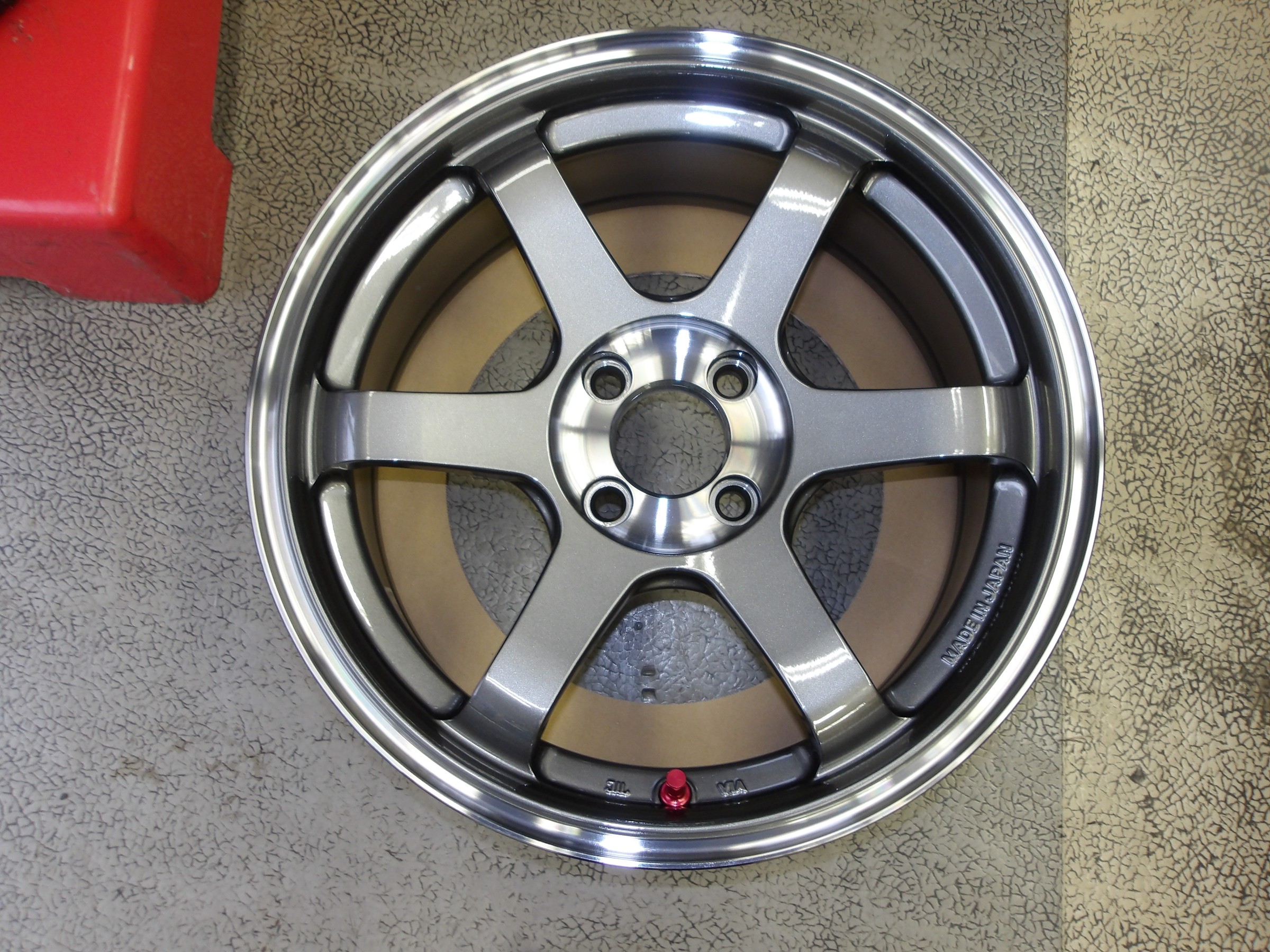 ロードスター（ND5RC）レイズ製鍛造アルミホイール「VOLK RACING TE37