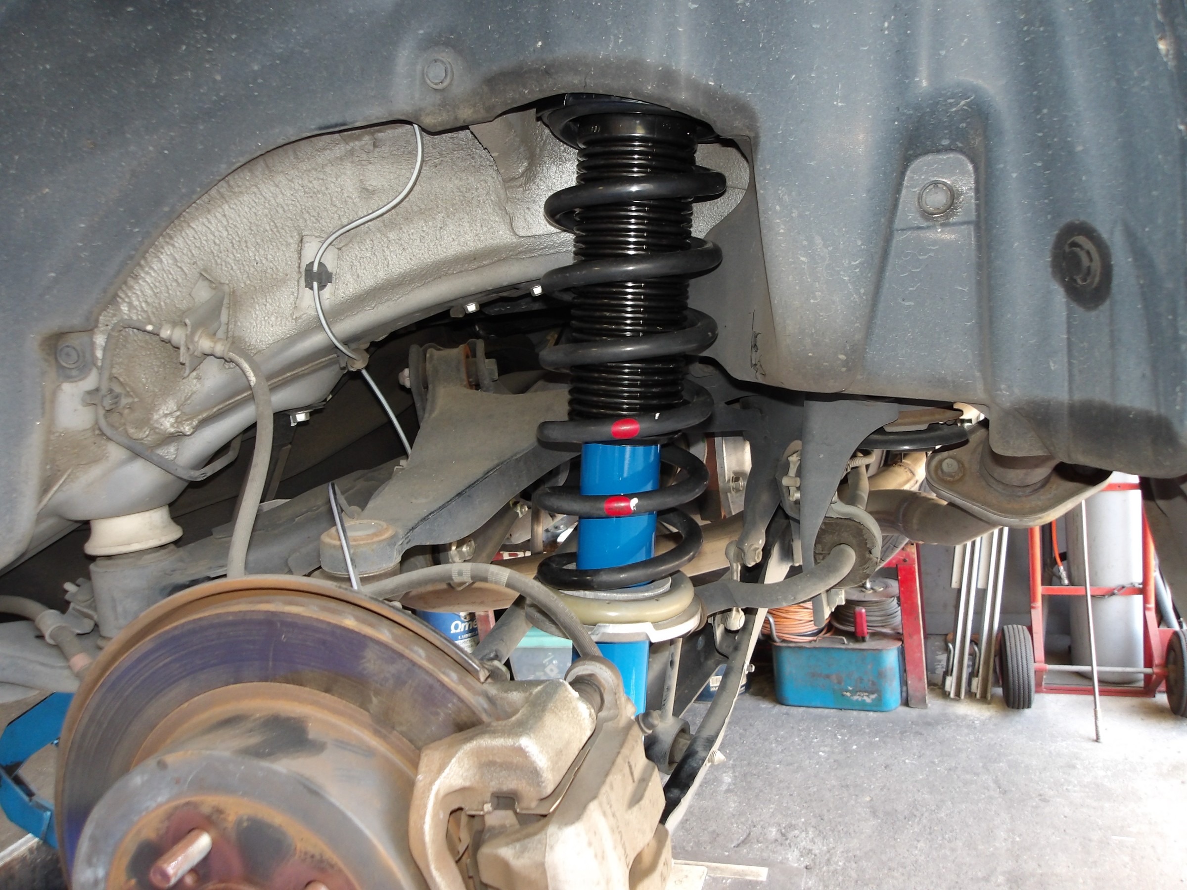 フォレスター（SJG）エナペタル製当店オリジナルショックアブソーバー