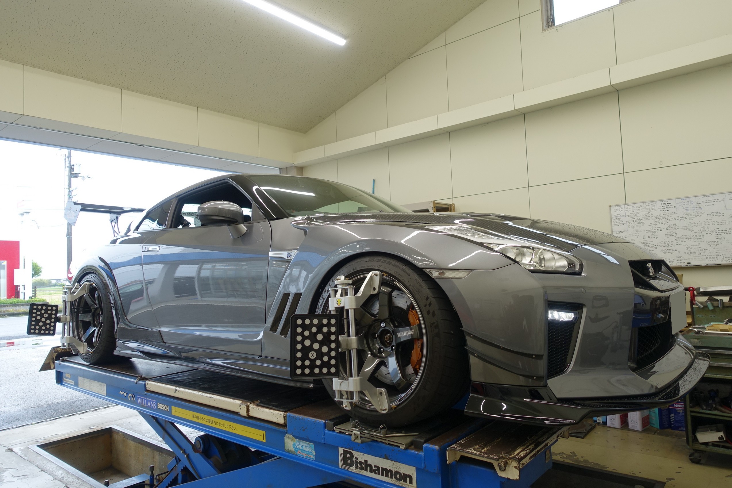 やっぱりGT-Rは”こだわりシート”がお似合いです！日産R35GT-Rに
