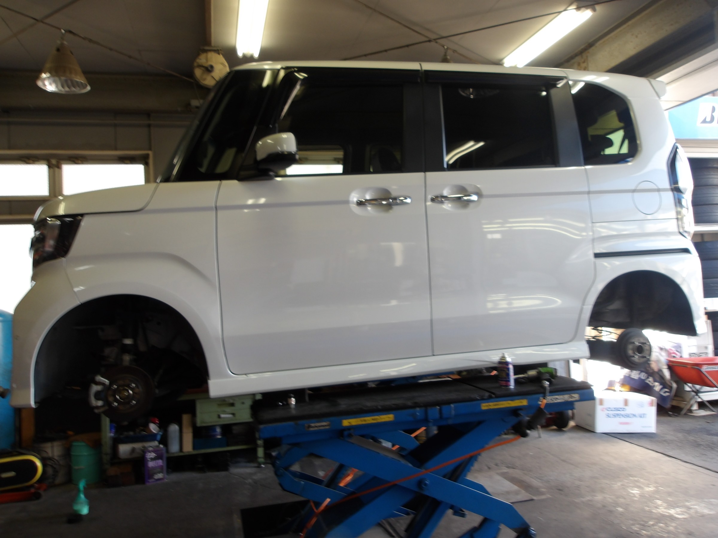 NｰBOX カスタム（JF3）ブリヂストンタイヤ「レグノ GRｰLeggera