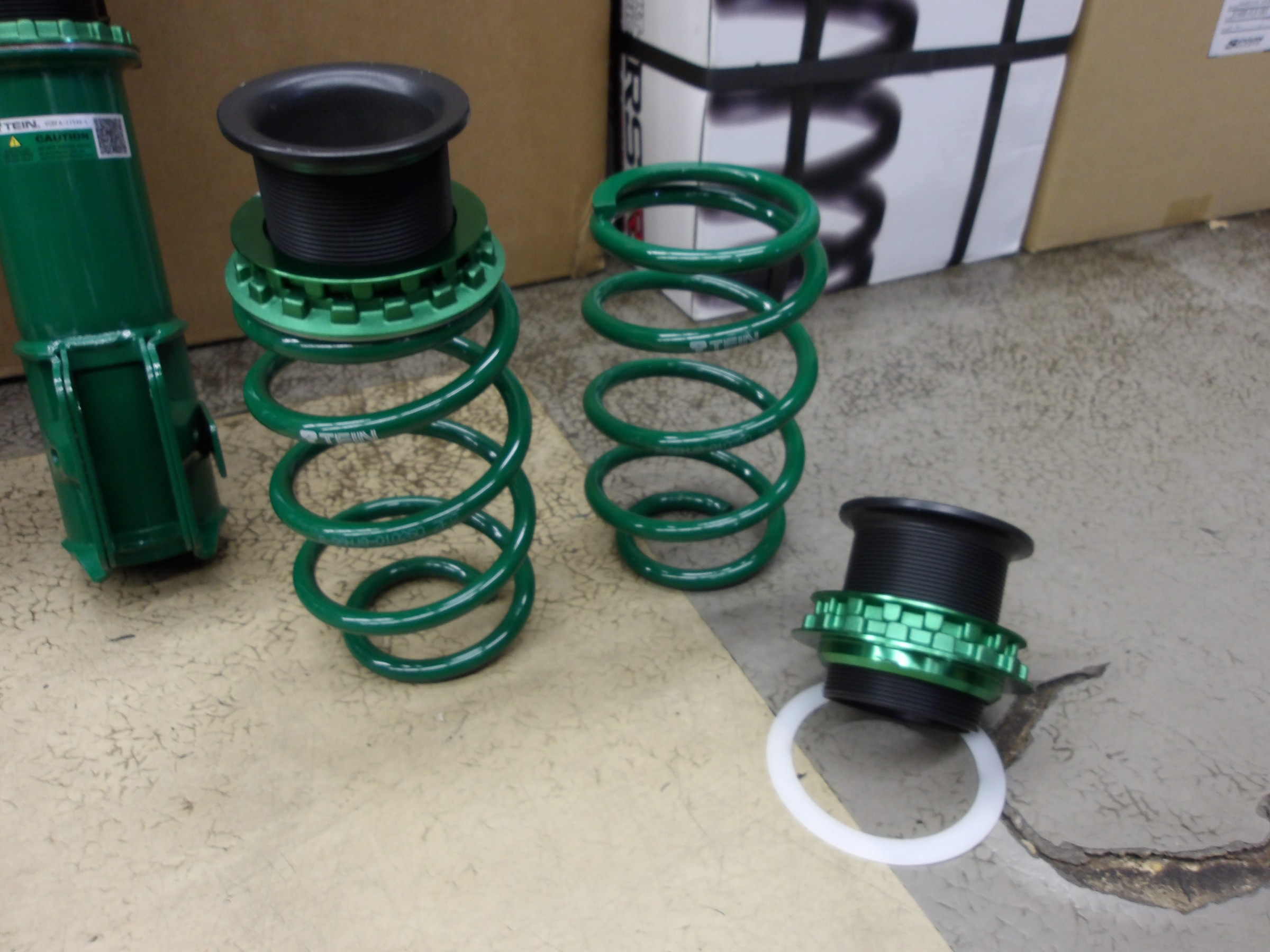 NｰBOX カスタム（JF5）テイン製車高調「FLEXｰℤ」装着＆アライメント