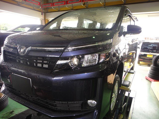 トヨタヴォクシー80系用ヒッチメンバー | 高強度ヒッチメンバー