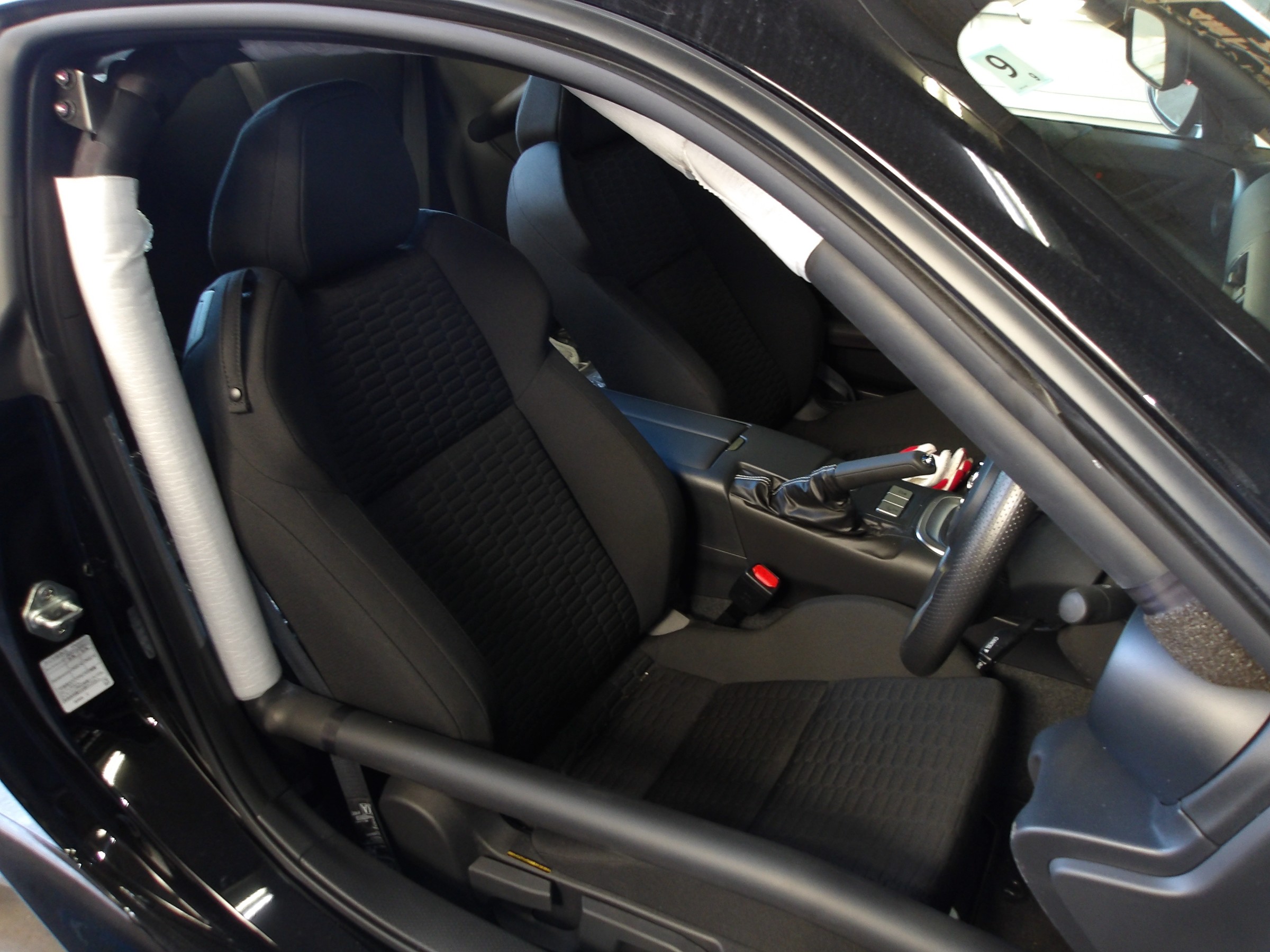 GR86（ZN8：カップカー）レカロ製モータースポーツシェル「プロ