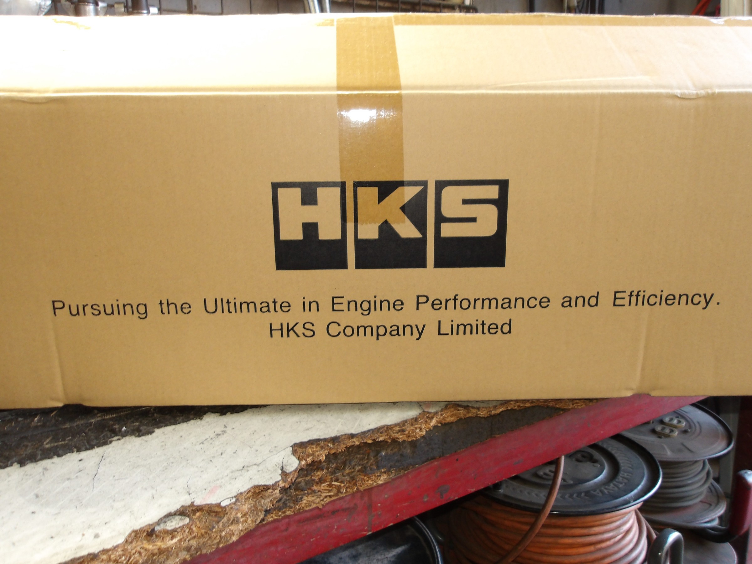 ランサーエボリューションⅩ（CZ4A）HKS製スポーツ触媒「メタル