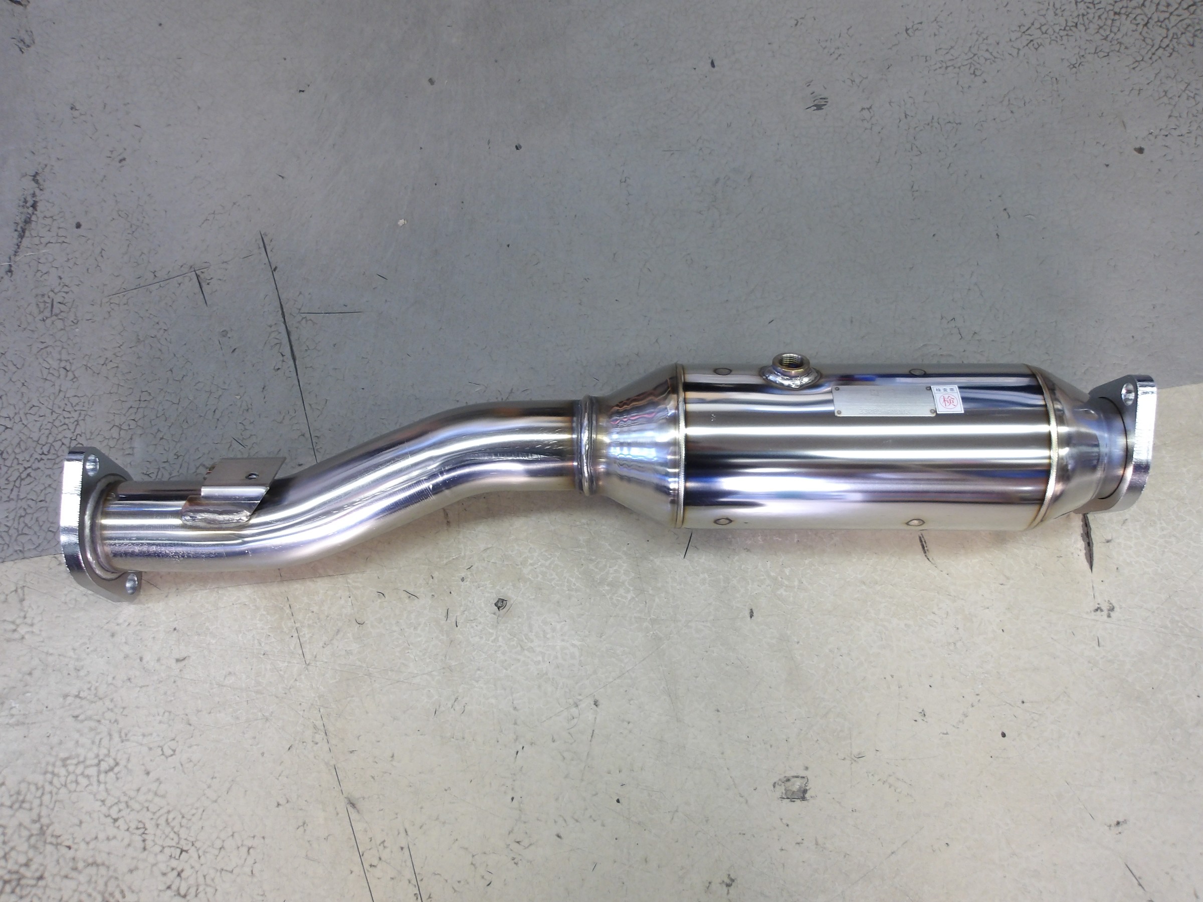 ランサーエボリューションⅩ（CZ4A）HKS製スポーツ触媒「メタル