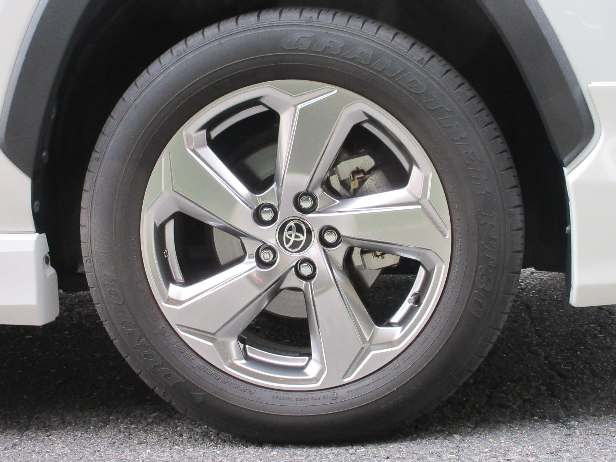 ラブ4純正タイヤホイールセット RAV4 ハイブリッドG 純正 18インチ