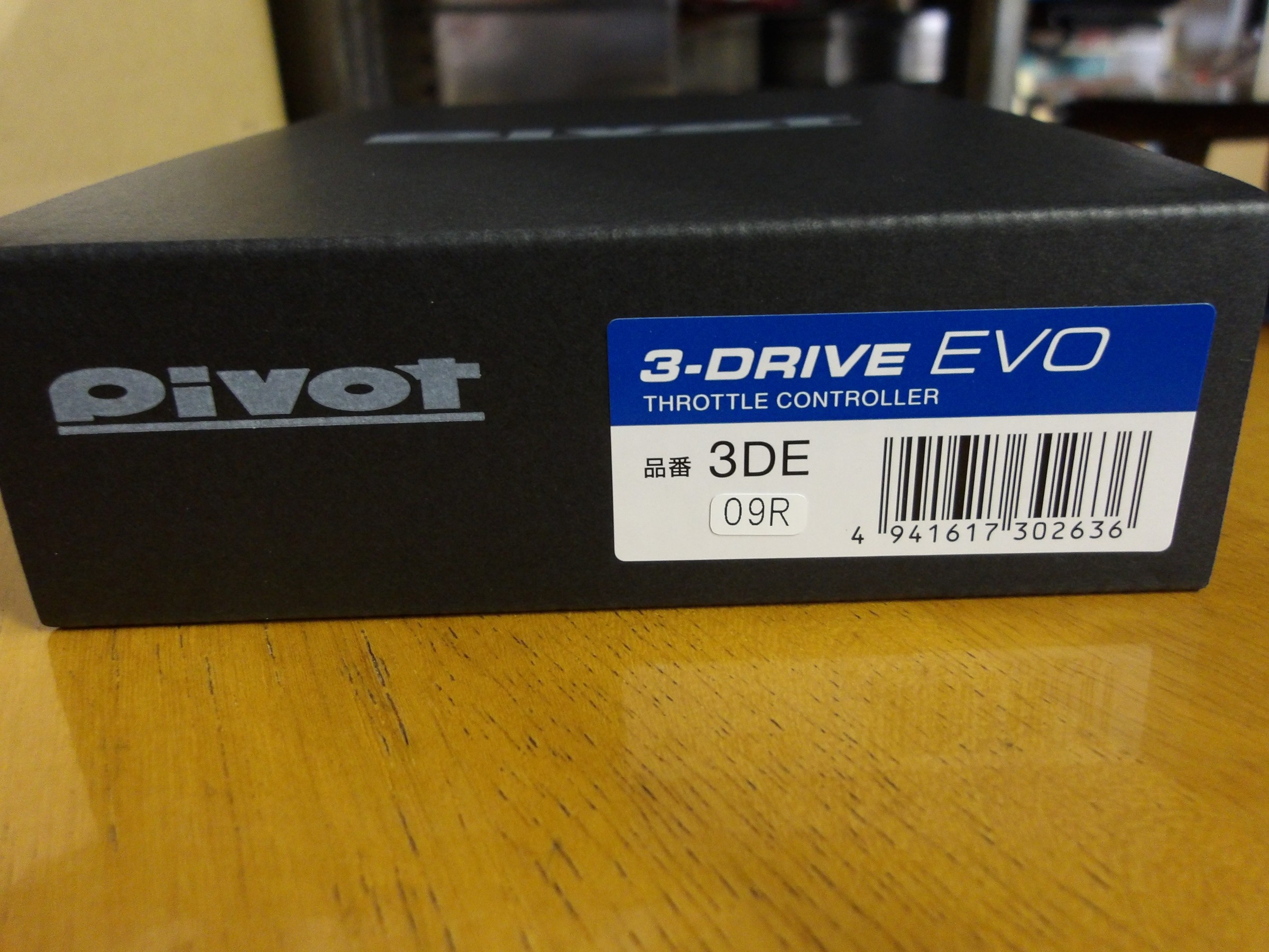 シビック タイプR（FL5）PIVOT製電子スロットルコントローラー「3