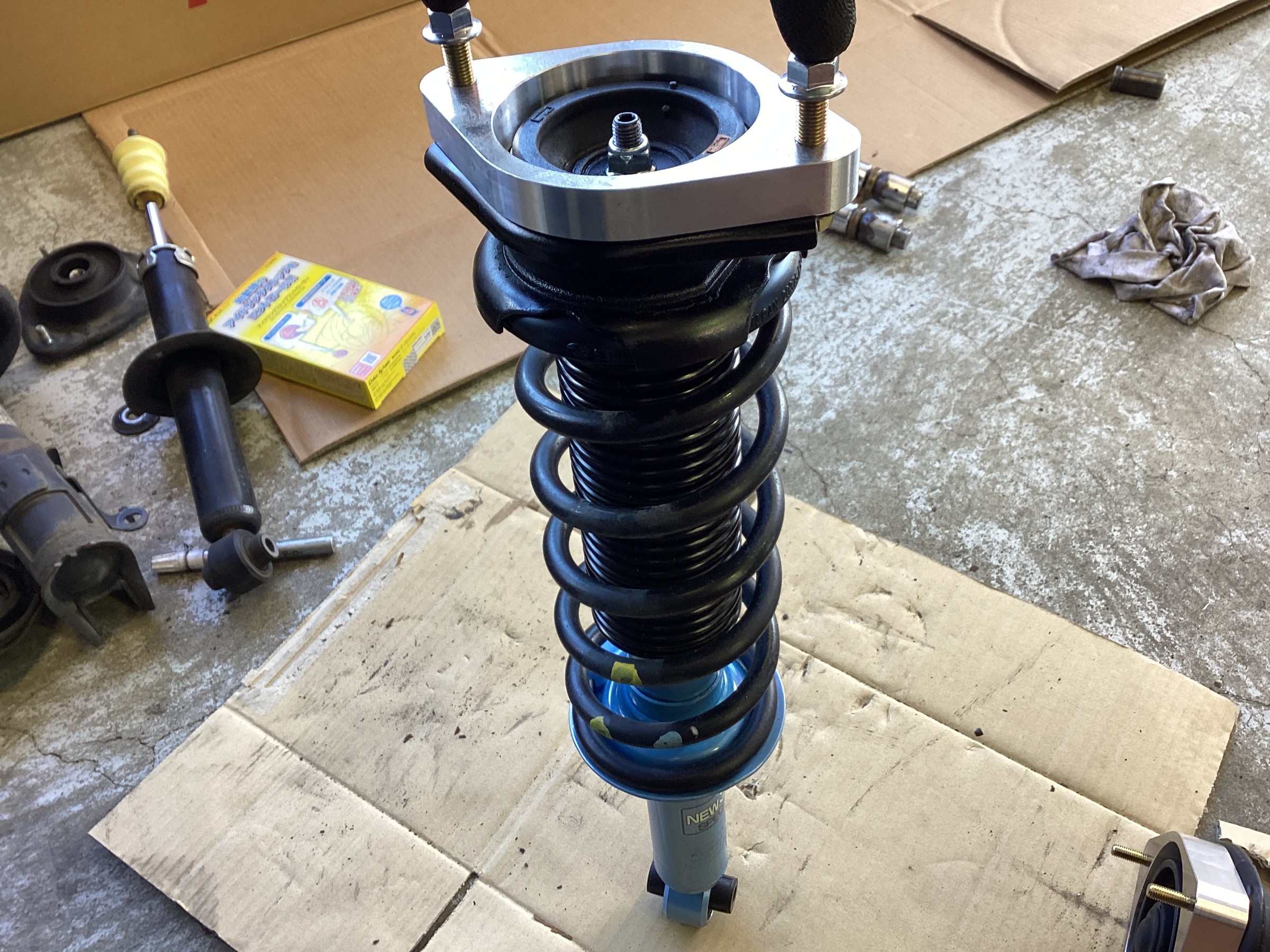 レガシィアウトバック BS9 ショックアブソーバー交換します！ | スバル