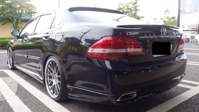 クラウン アスリート 200系 & SSR エグゼキューター 20インチ