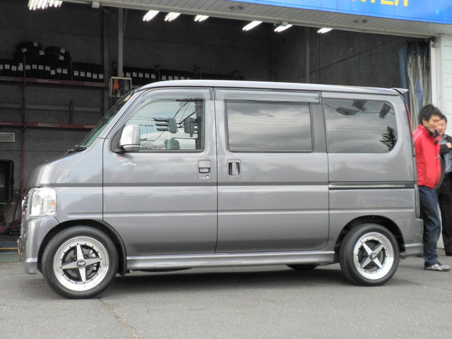 懐かしいでしょ バモス オーナーズカーインデックス カスタマイズカー紹介 コクピット 白樺 お客さまの車高調 ドレスアップ カスタマイズなど加工取付事例車両の紹介