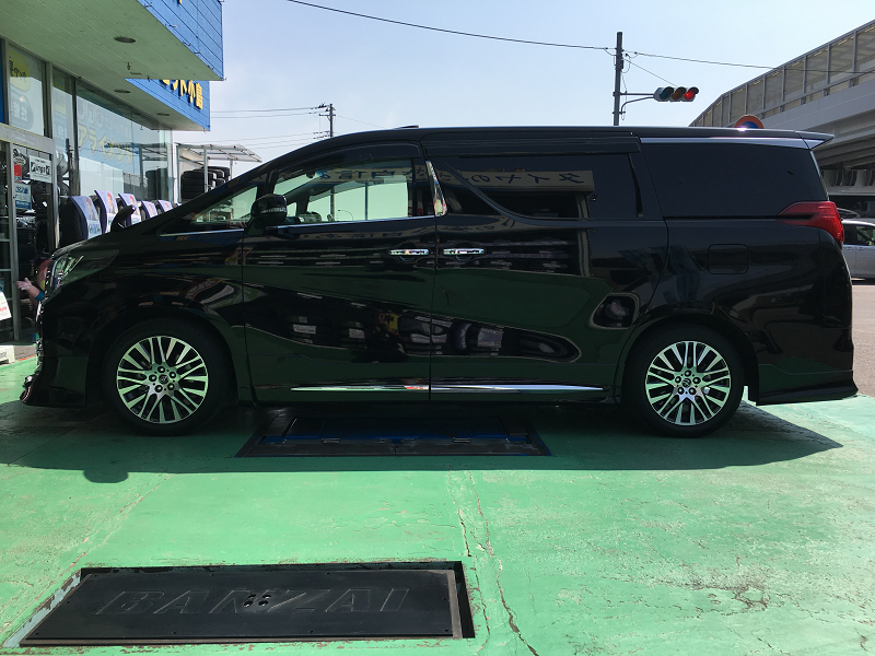 アルファードに中古ホイールとTEIN車高調取り付けました
