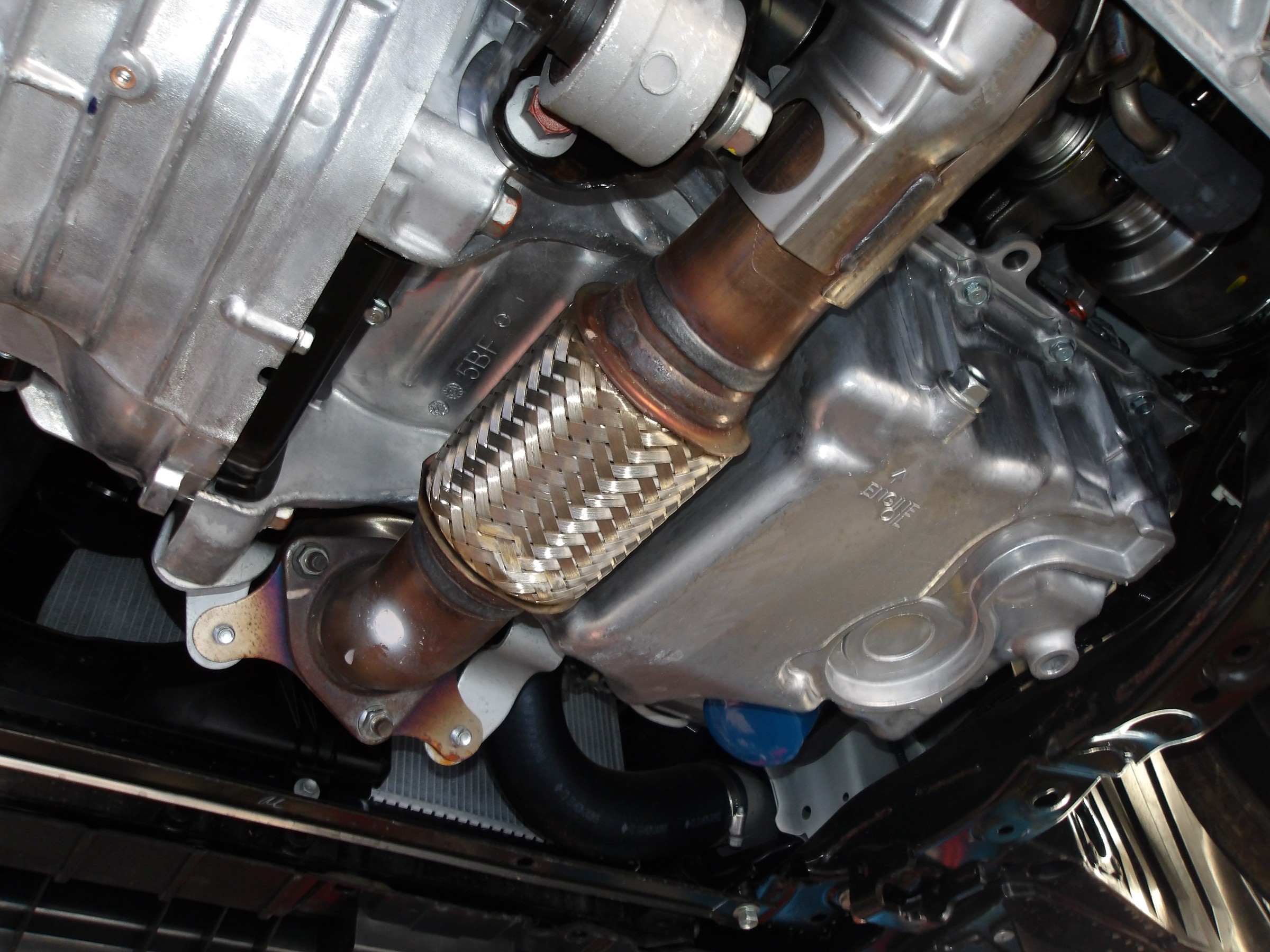 シビック タイプR（FL5）フジツボ製フロントパイプ装着。 | ホンダ