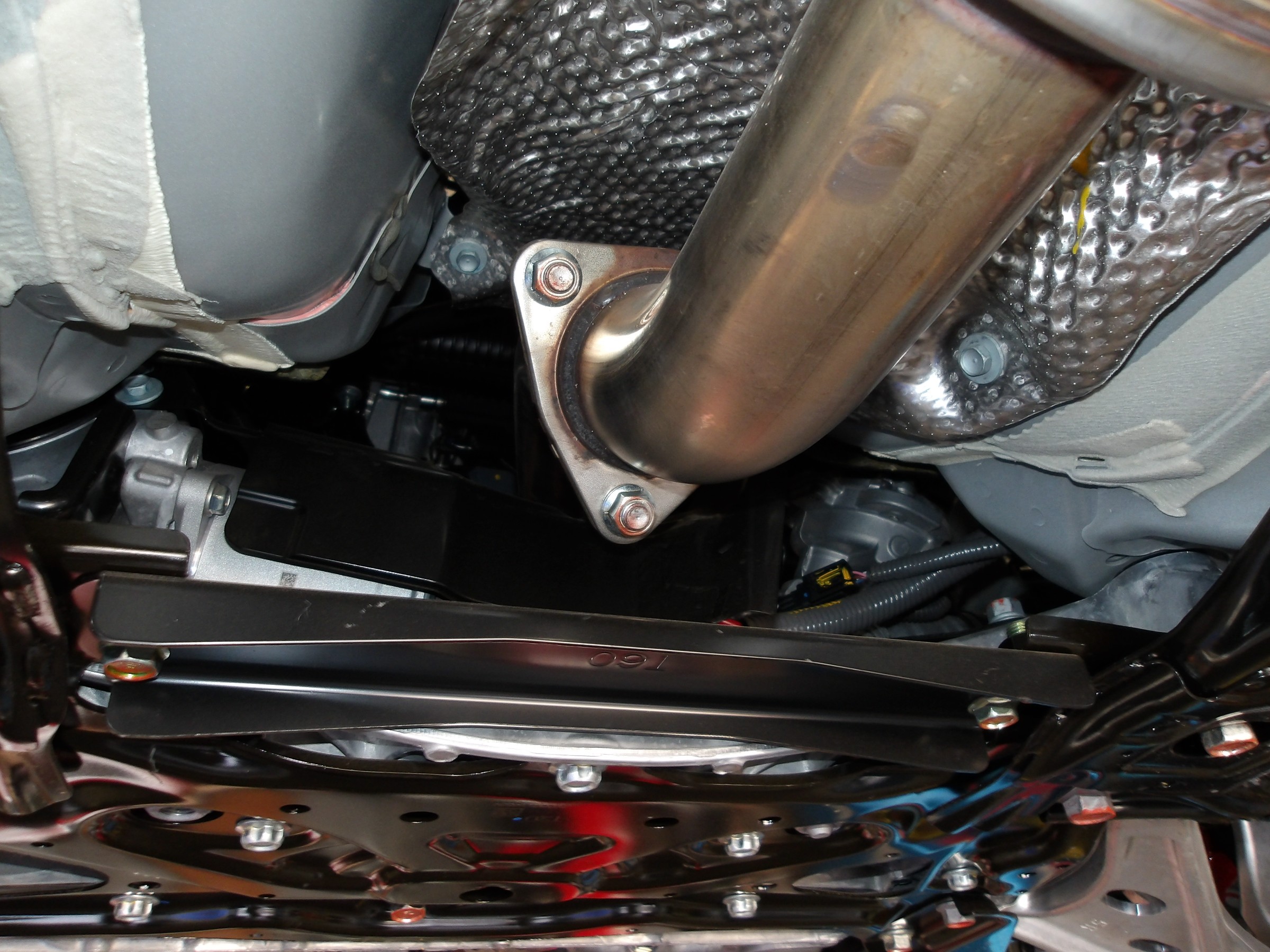 シビック タイプR（FL5）フジツボ製フロントパイプ装着。 | ホンダ