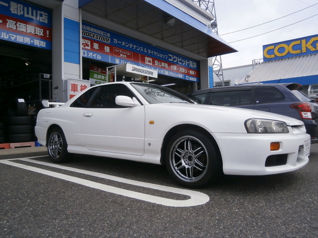 R34スカイラインクーペ オーナーズカーインデックス カスタマイズカー紹介 コクピット 荒井 お客さまの車高調 ドレスアップ カスタマイズなど加工取付事例車両の紹介