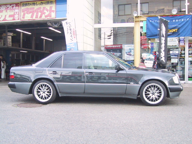 メルセデス500E W124(更新) | オーナーズカーインデックス