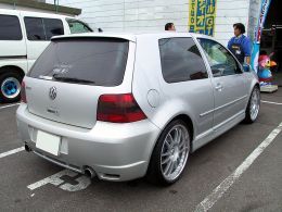 ゴルフ4 R32 19インチ装着！【フォルクスワーゲン ゴルフ