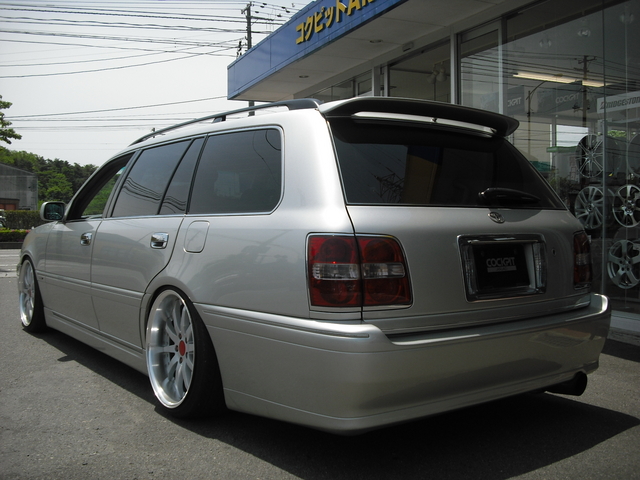 クラウンエステートアスリートv Jzs171w デモカー紹介 カスタマイズカー紹介 コクピット 荒井 お店の車高調 ドレスアップ カスタマイズなど加工取付車両の紹介