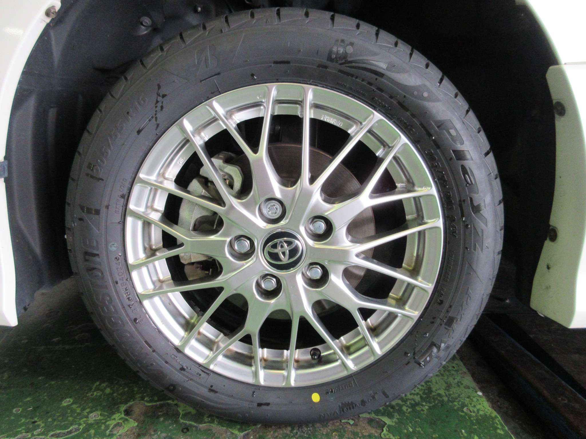 BRIDGESTONE RS6 消耗品交換済み BRIDGESTONE RS6 消耗品交換済み BRIDGESTONE RS6 消耗品交換済み