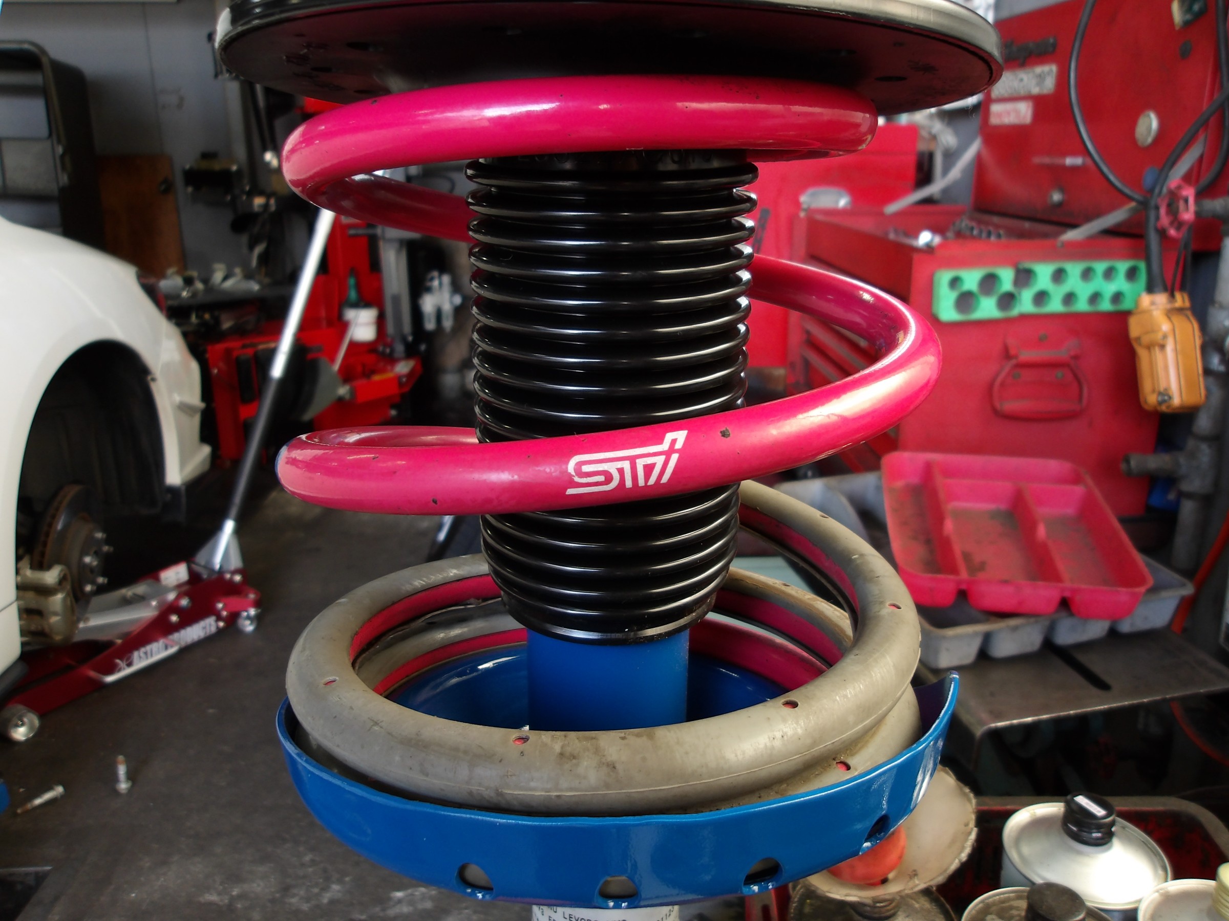 【値下げ可能】ビルシュタイン レヴォーグ VMG 純正サスペンション レヴォーグ（VMG）エナペタル製純正ビルシュタイン仕様変更