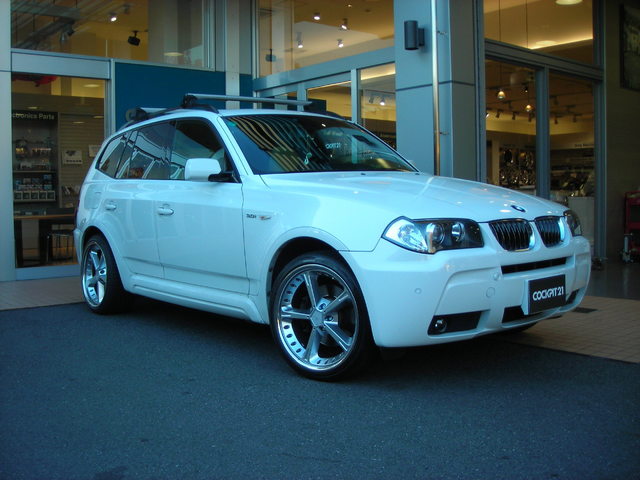 BMW E83 X3 3.0（MSPORT） オーナーズカーインデックス カスタマイズカー紹介