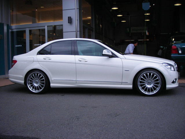 メルセデス・ベンツ W204 C200K | オーナーズカーインデックス