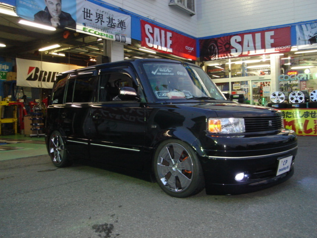 ACCエアサストヨタqnc系bB ショックRSR、BESTI加工