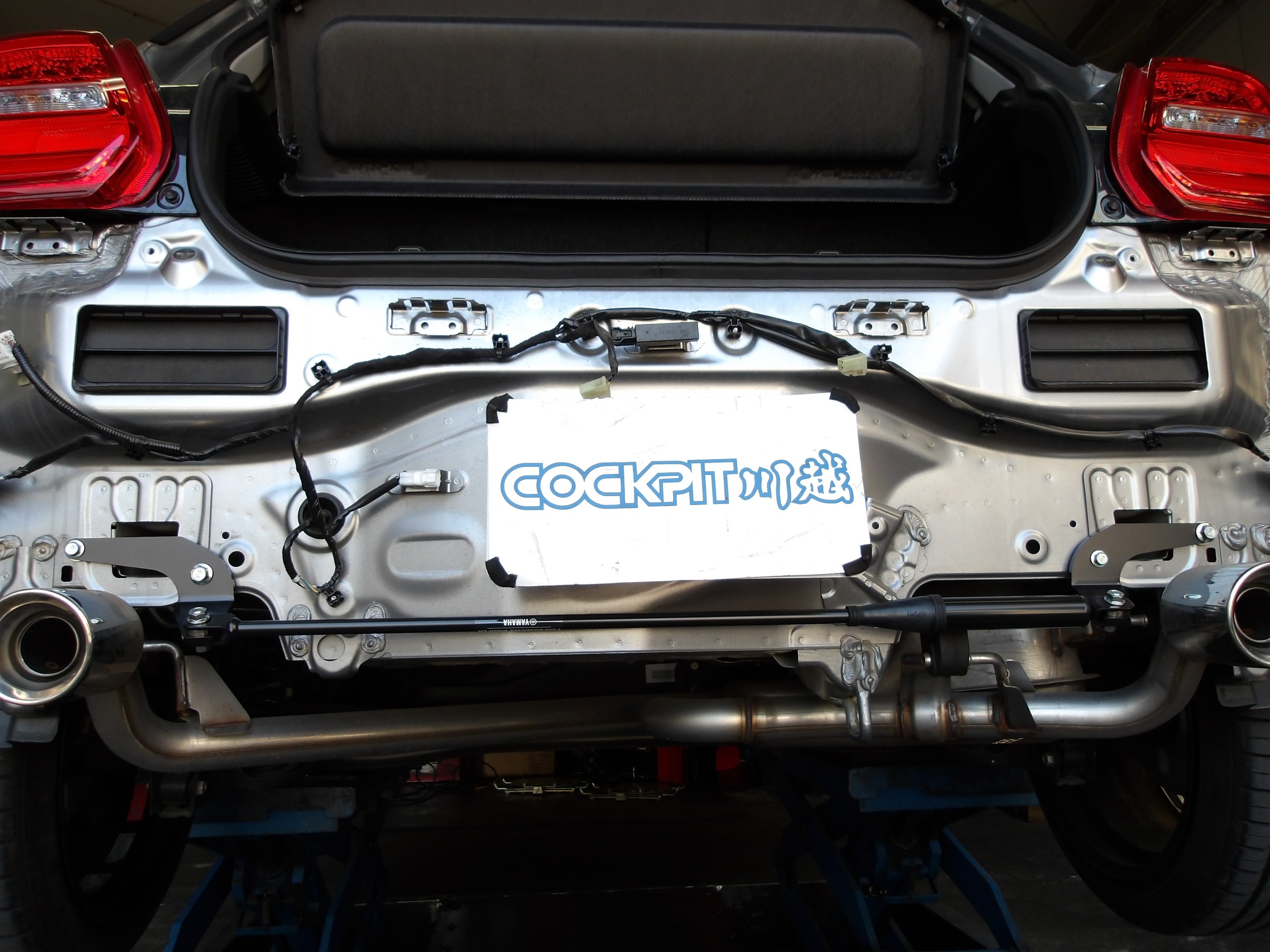 スイフトスポーツ（ZC33S）モンスター製パフォーマンスダンパー