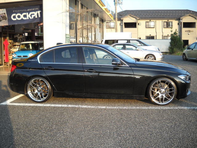 BMW F30 アクティブハイブリッド3 をカスタマイズ♪ | オーナーズカー