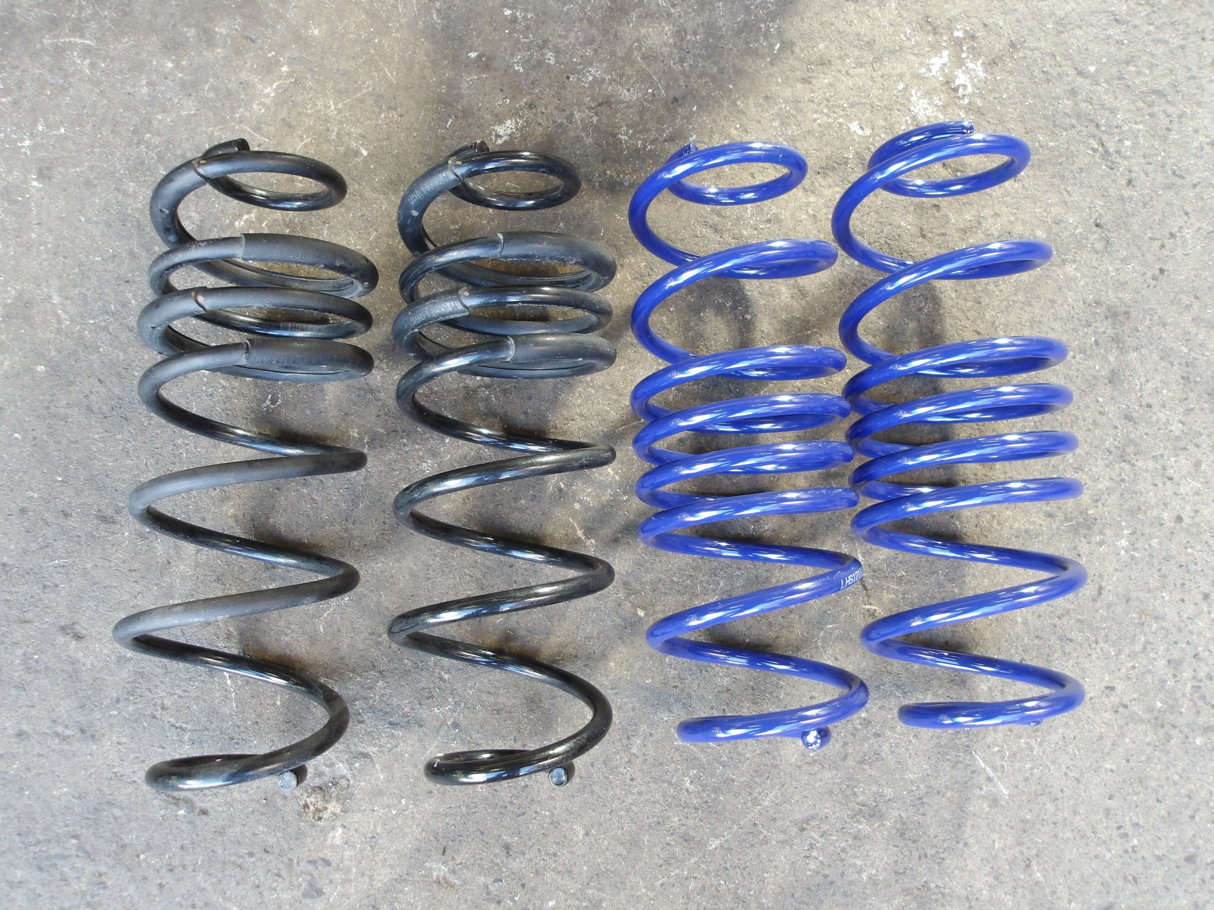 jg3 サスペンションキット 4点セット NｰONE（JG3）KYB製サスペンションキット「ローファースポーツ」装着