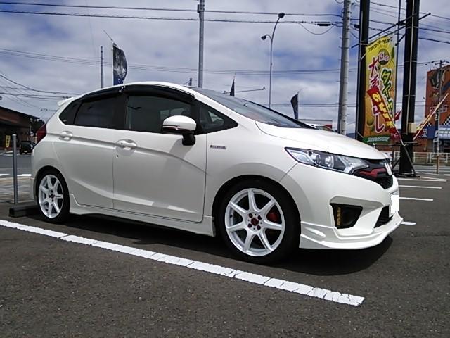 ホンダ フィットhv Gp6 4wd オーナーズカーインデックス カスタマイズカー紹介 コクピット 107 お客さまの車高調 ドレスアップ カスタマイズなど加工取付事例車両の紹介 ホンダ フィットhv Gp6 4wd オーナーズカーインデックス カスタマイズカー紹介 コクピット 107 お客さまの車高調 ドレスアップ カスタマイズなど加工取付事例車両の紹介