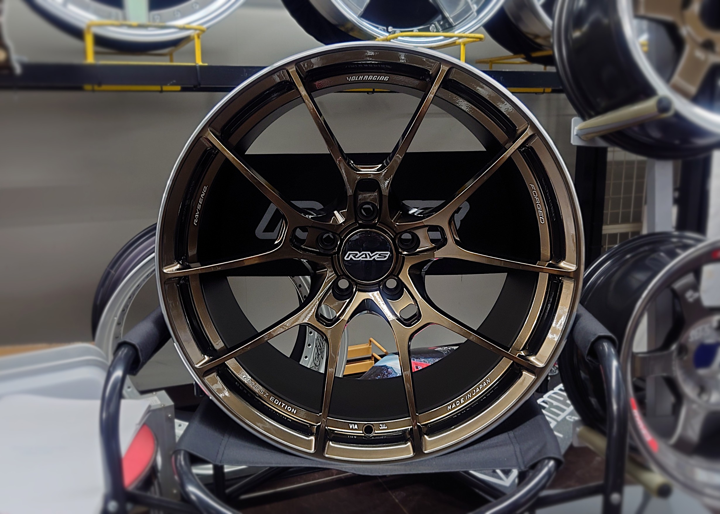 み*家様 新品未使用 RAYS G025STYLE 鍛造18インチ Yahoo!オークション -「rays g025 18インチ」の落札相場・落札価格