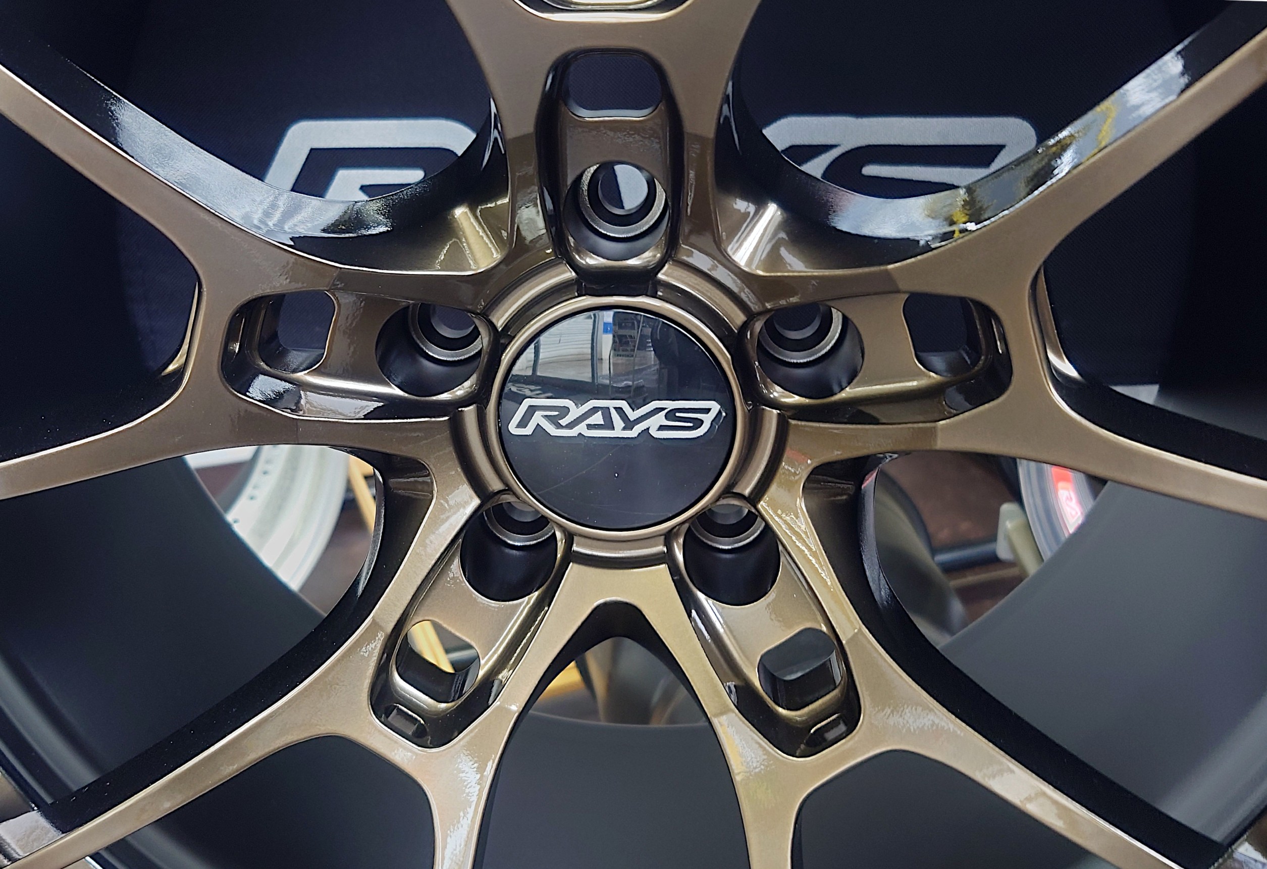 レイズ G025 SZ EDITION (SZ) 4本 18×9.5J+38 5H 114.3 φ73.1