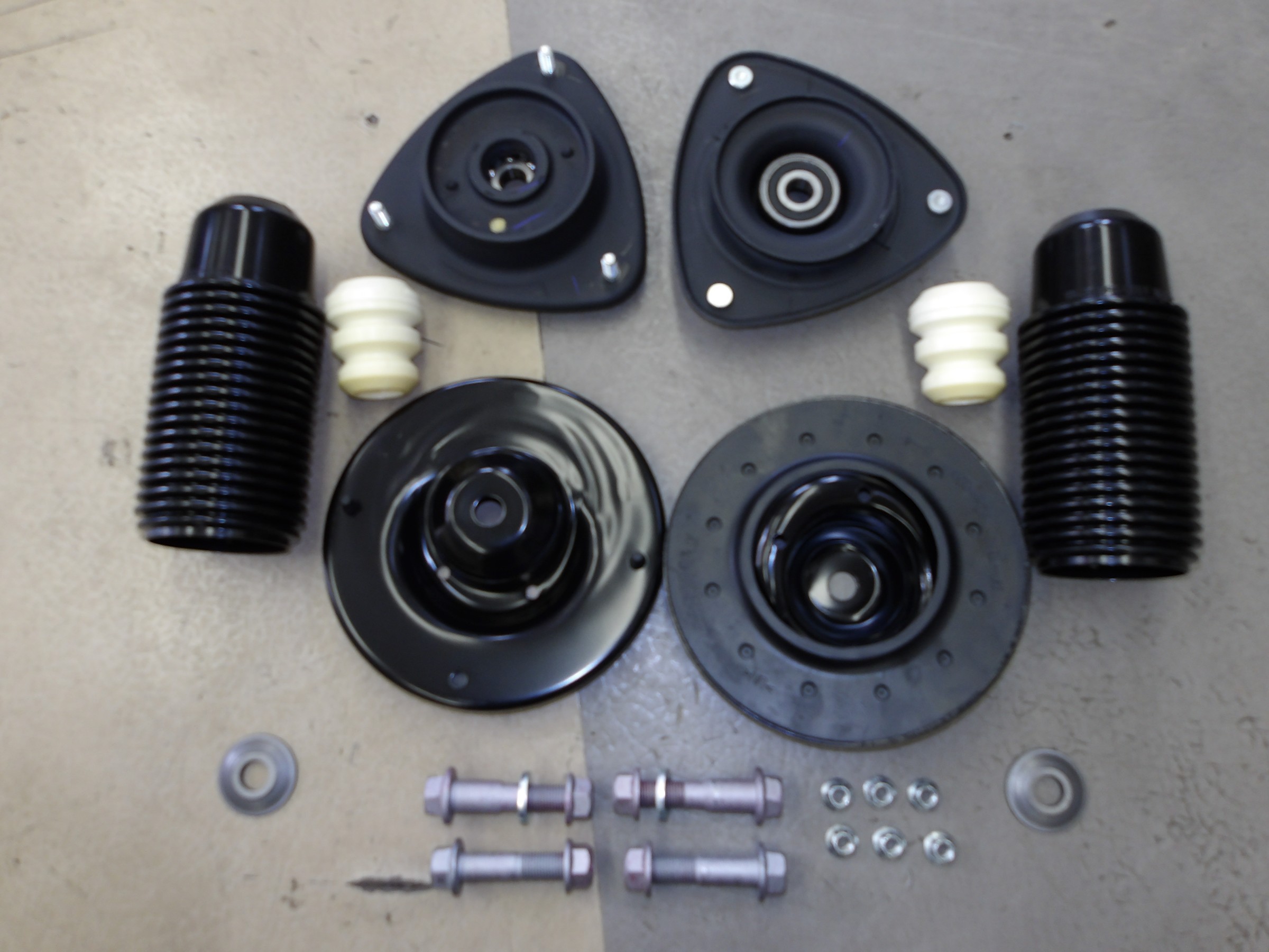 エクシーガ（YA5）KYB製ショックアブソーバー「ニューSRスペシャル