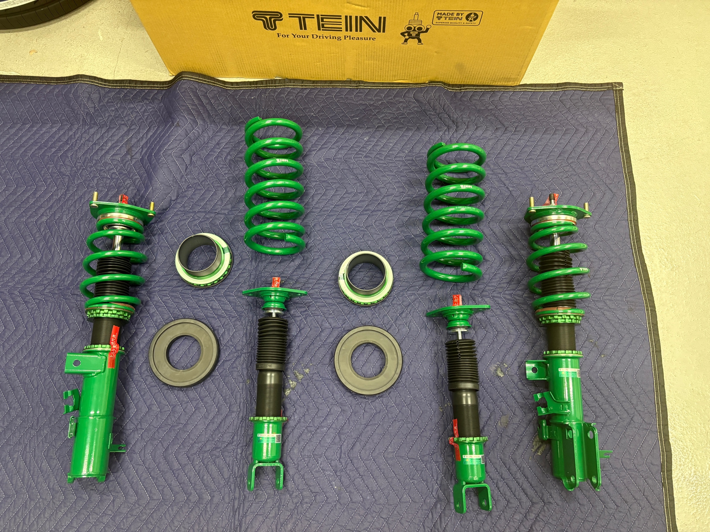 TEIN MNE51 e51 エルグランド フロント２本 E51/NE51/ME51/MNE51エルグランドライダー後期◇オーバル2本出し