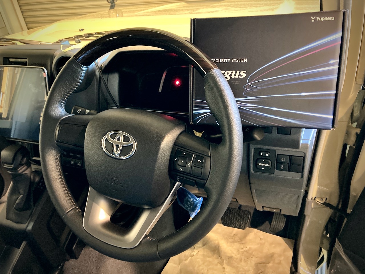 GDJ76 TOYOTA LAND CRUISER 70 ✖ Yupiteru CAR SECURITY SYSTEM
