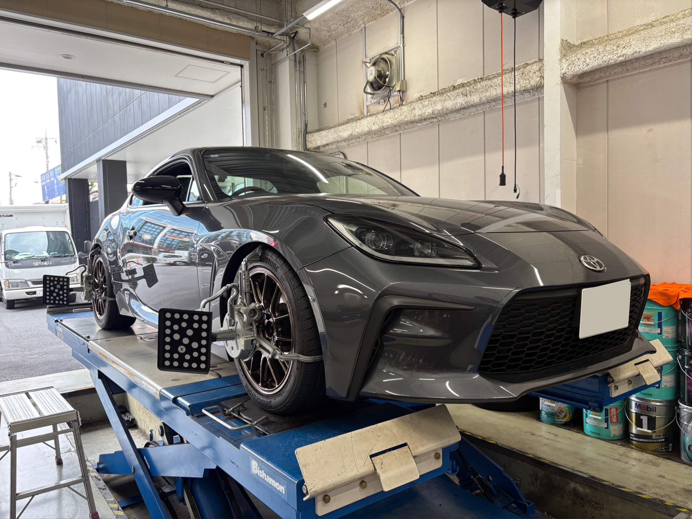 アスタ5点 BRZ（ZD8）クスコ製車高調「SPORT-S」装着。 | スバル BRZ 足