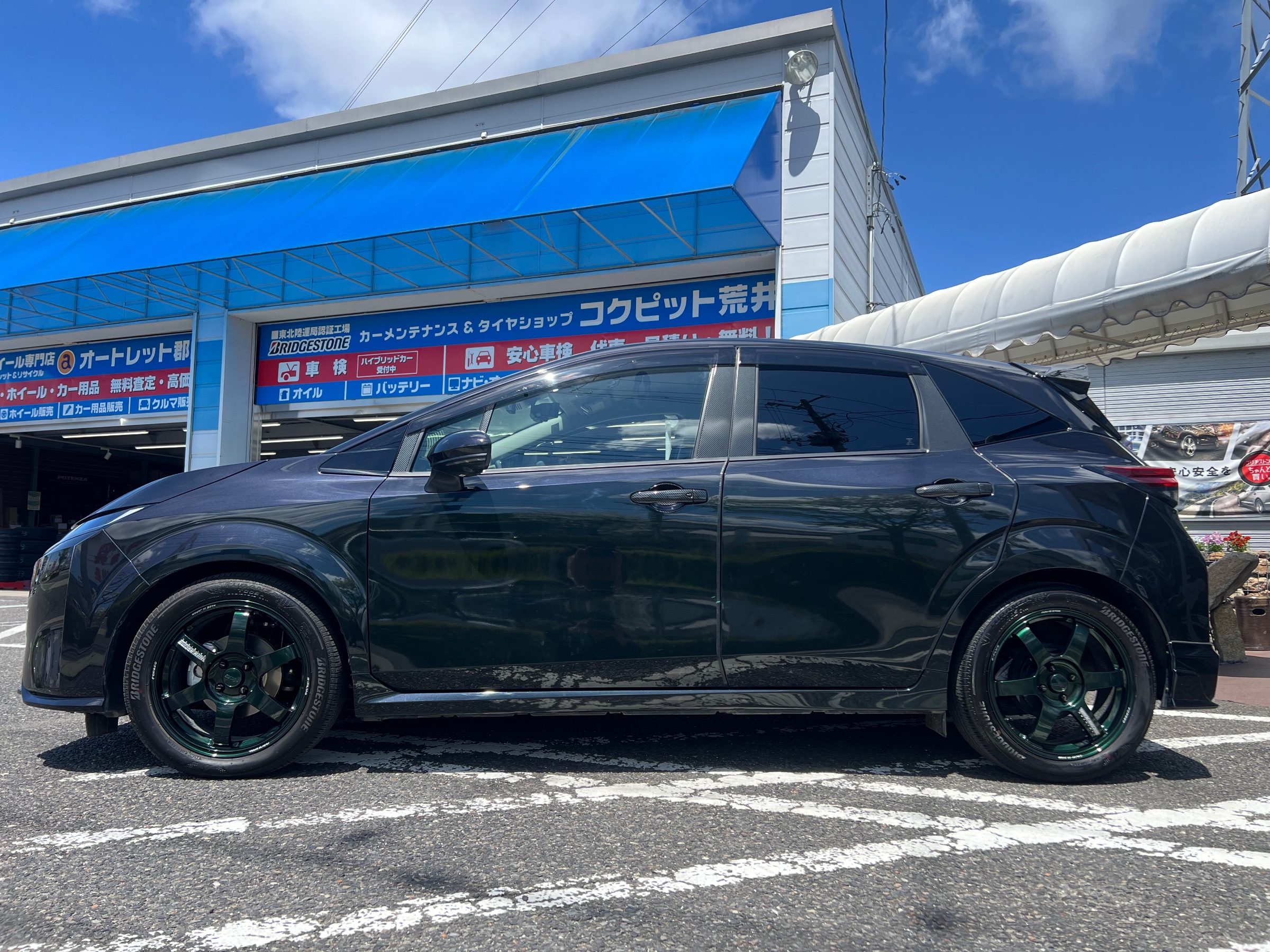 日産 オーラ カスタマイズ事例 : NISSAN AURA FE13 × RAYS VOLK RACING