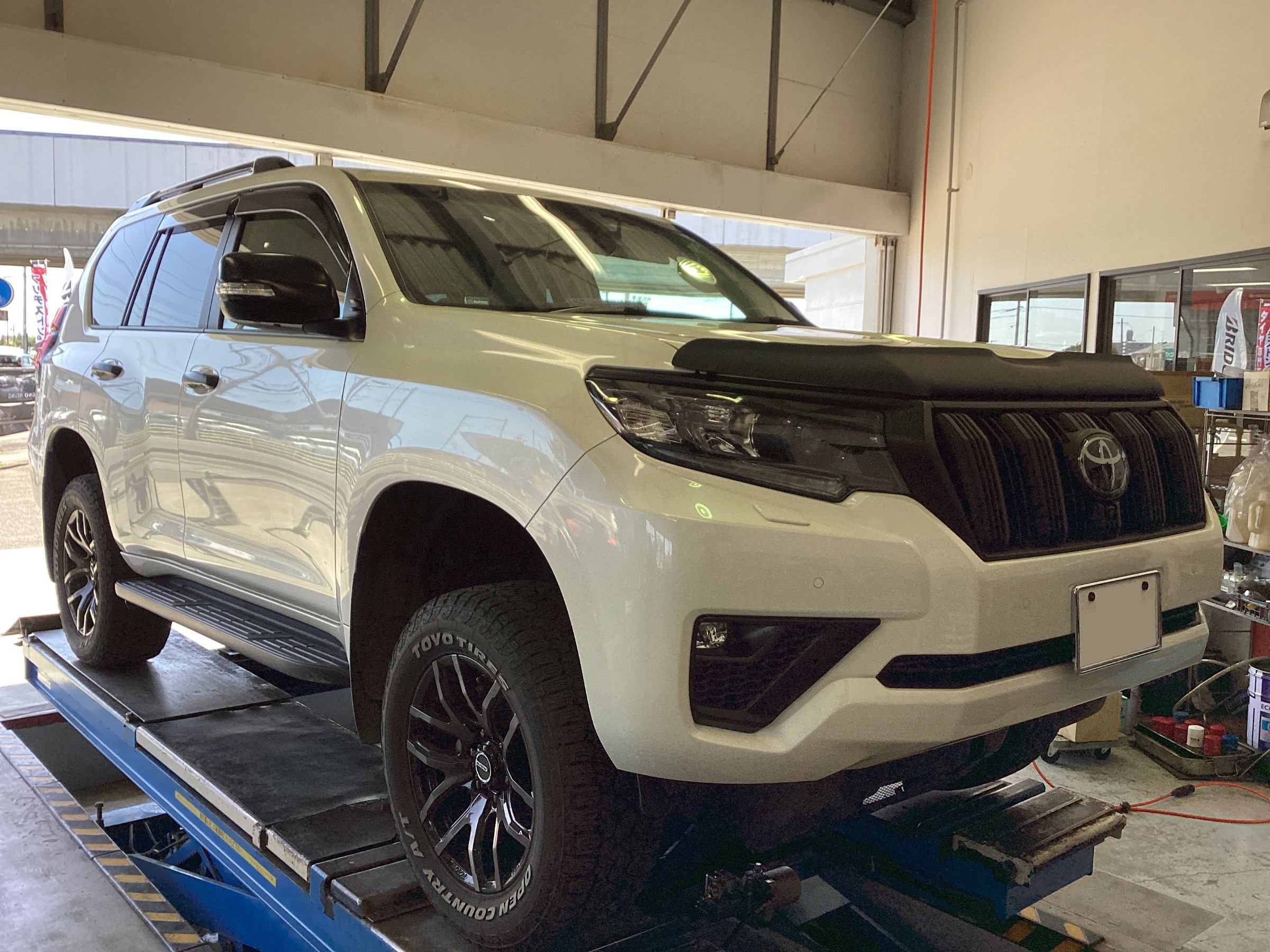 ランクルプラド GDJ150W ショックアブソーバー交換します！ | トヨタ