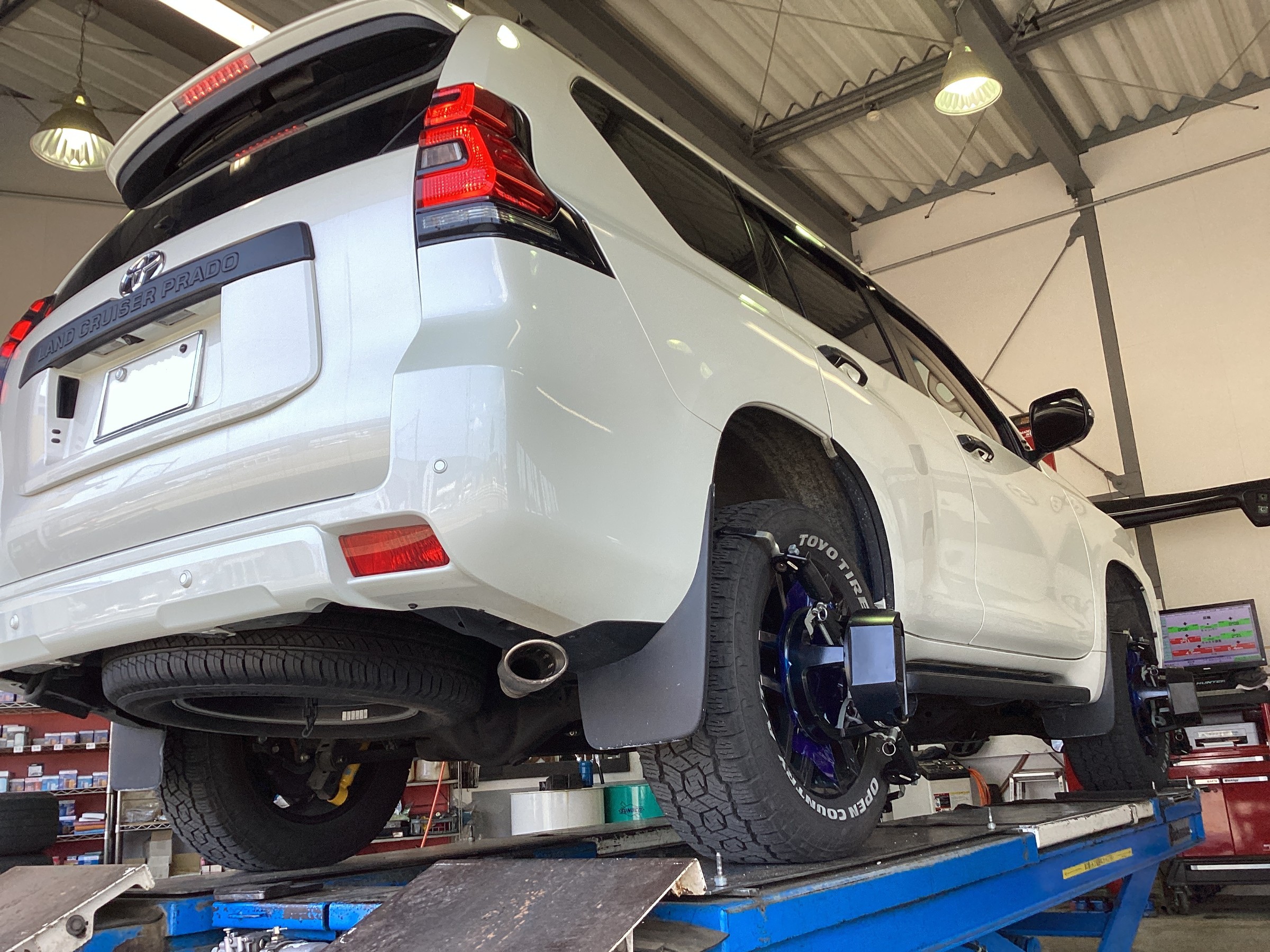 ランクルプラド GDJ150W ショックアブソーバー交換します！ | トヨタ