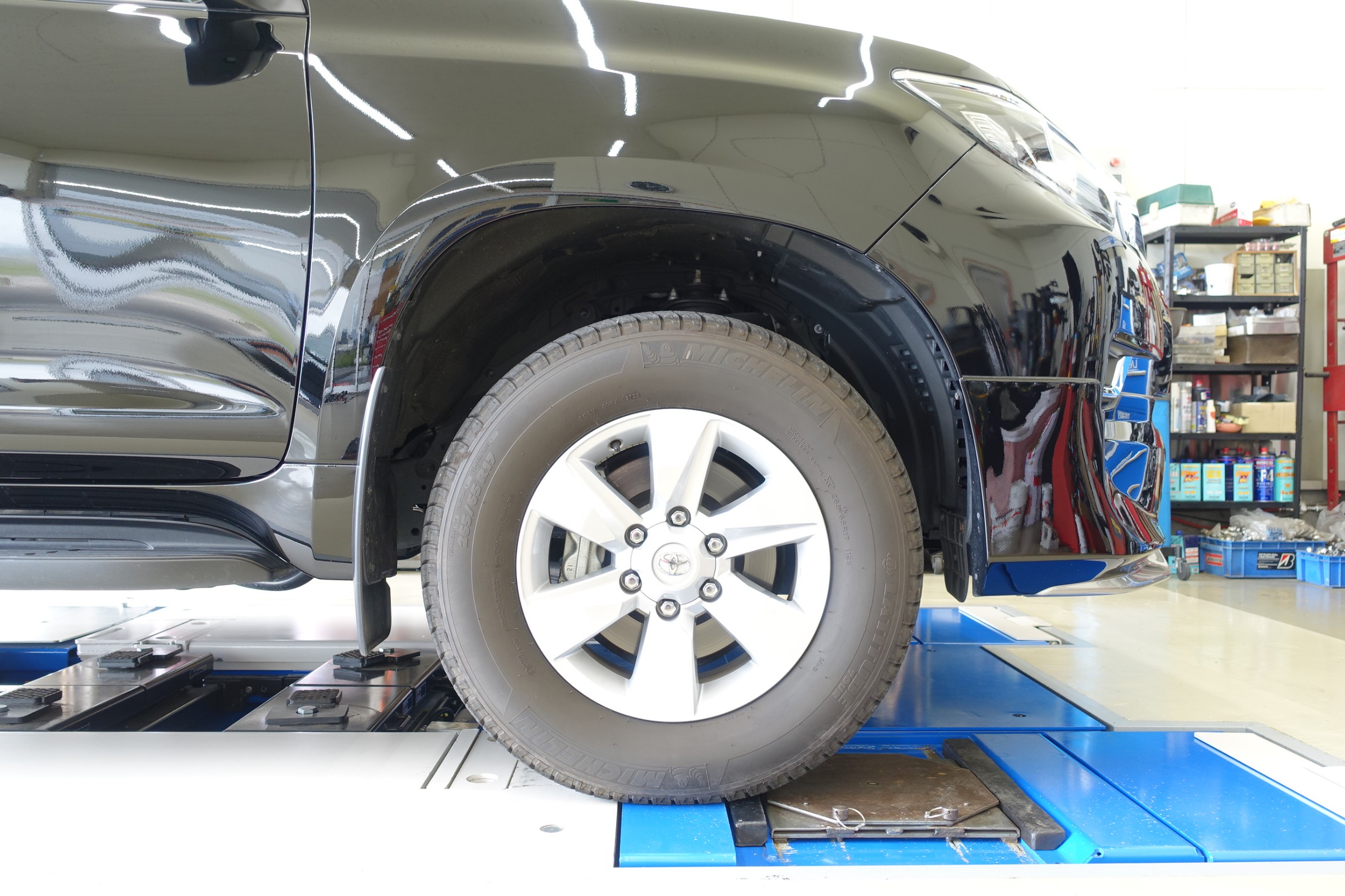 このキットならリフトアップ後もノーマル以上のしっかり感と快適性が