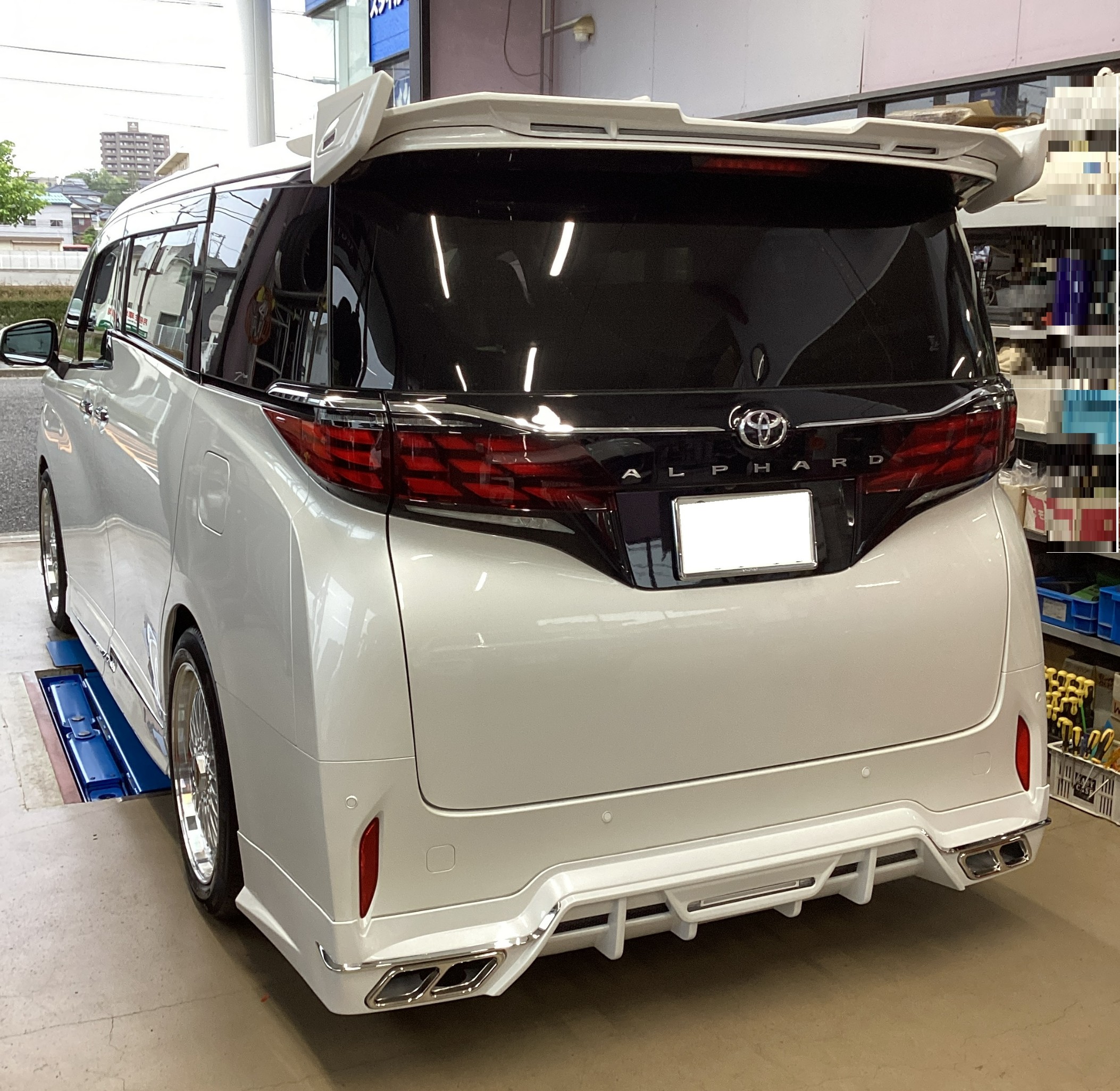 アルファード40系 アルファード40系 ハイブリッド 2WD専用 ガナドール マフラー