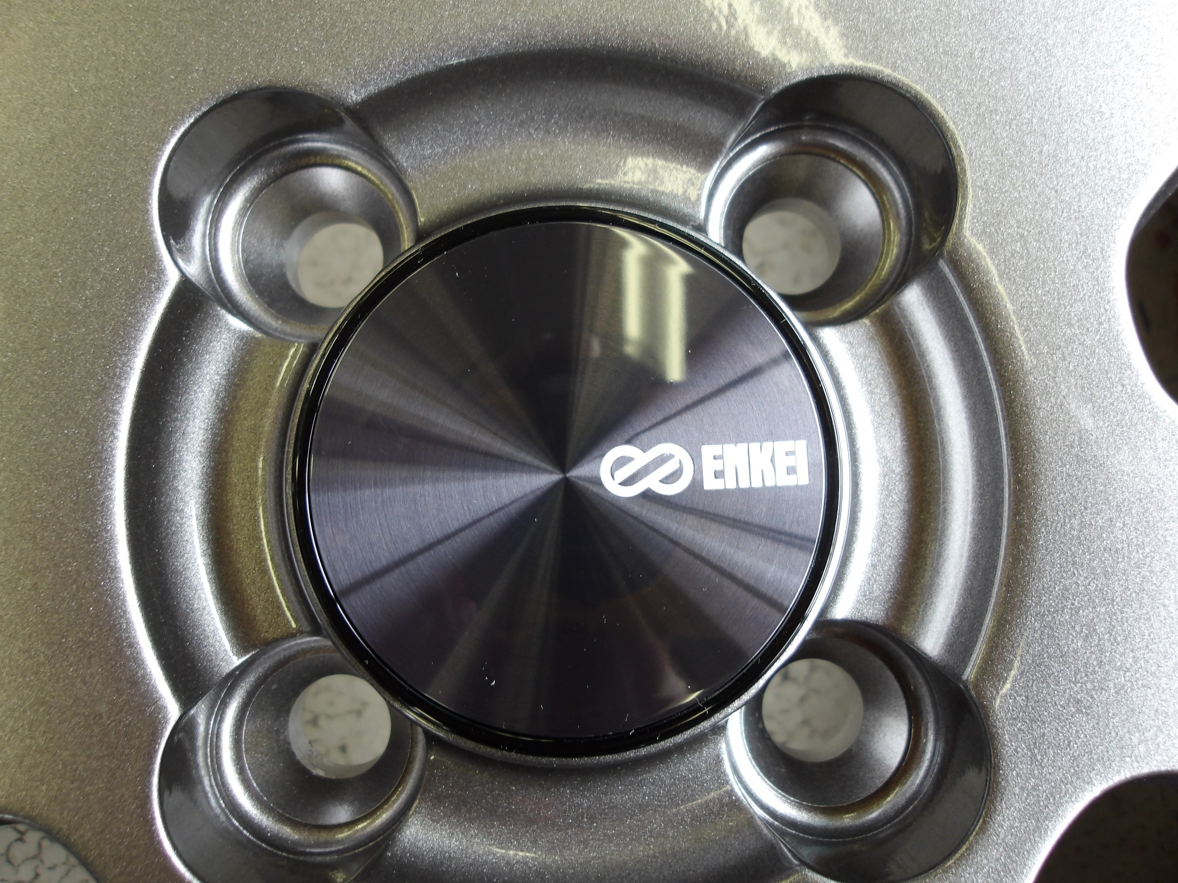 NｰONE（JG3）エンケイ製アルミホイール「PF07」＆ブリヂストン