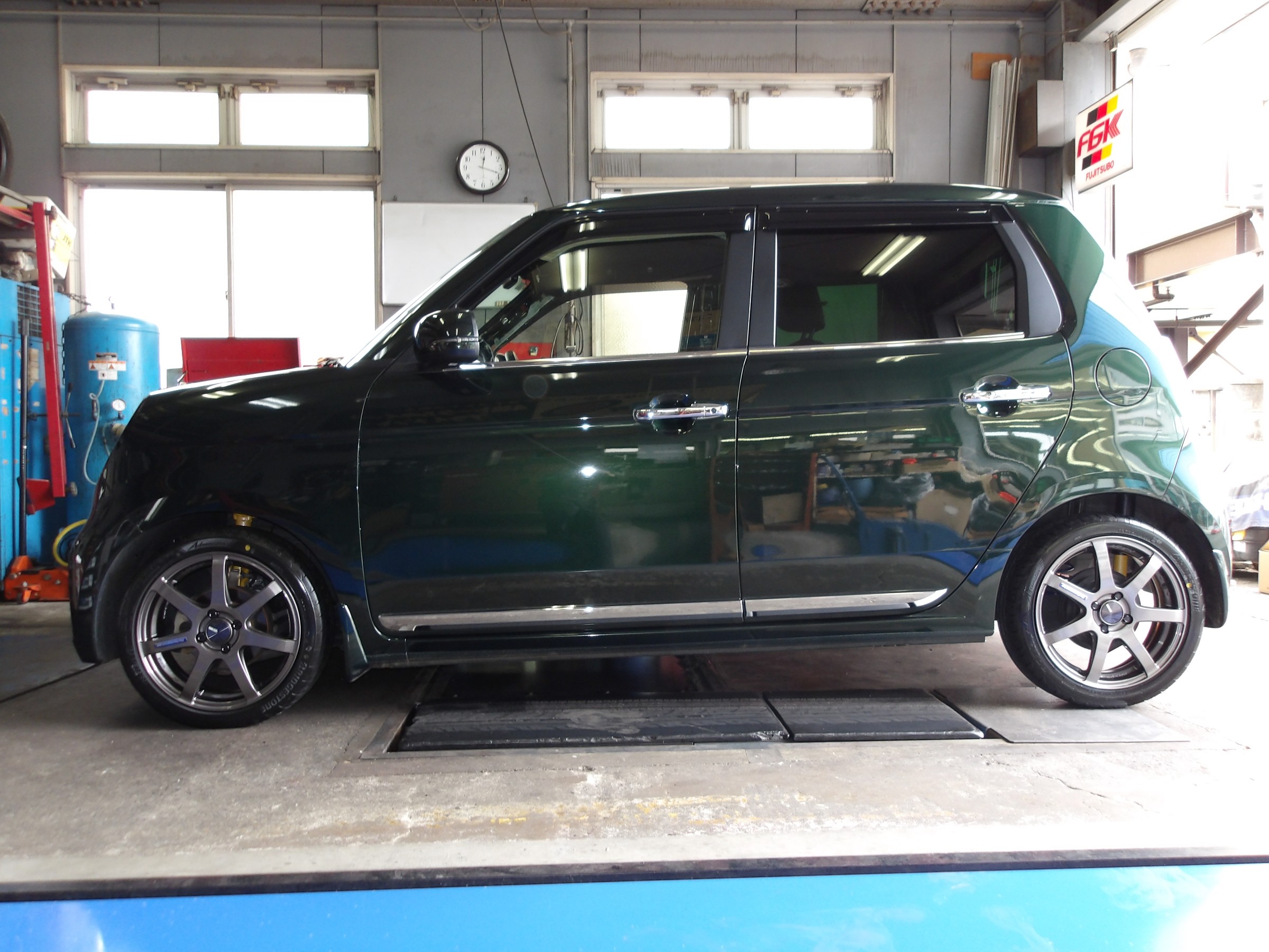 NｰONE（JG3）エンケイ製アルミホイール「PF07」＆ブリヂストンタイヤ