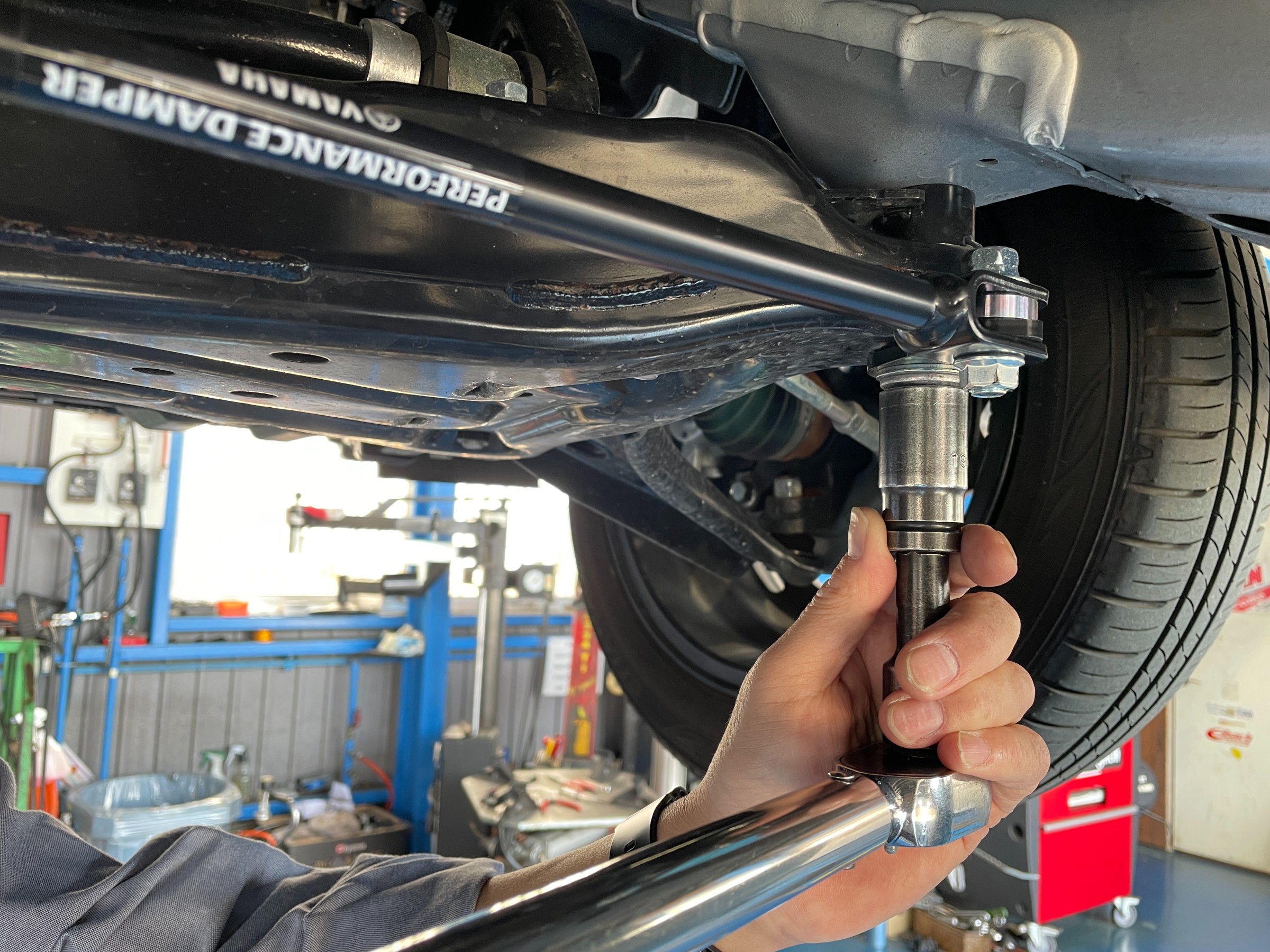 ☆【COLT SPEED COX ボディダンパー】取付 【デリカミニ