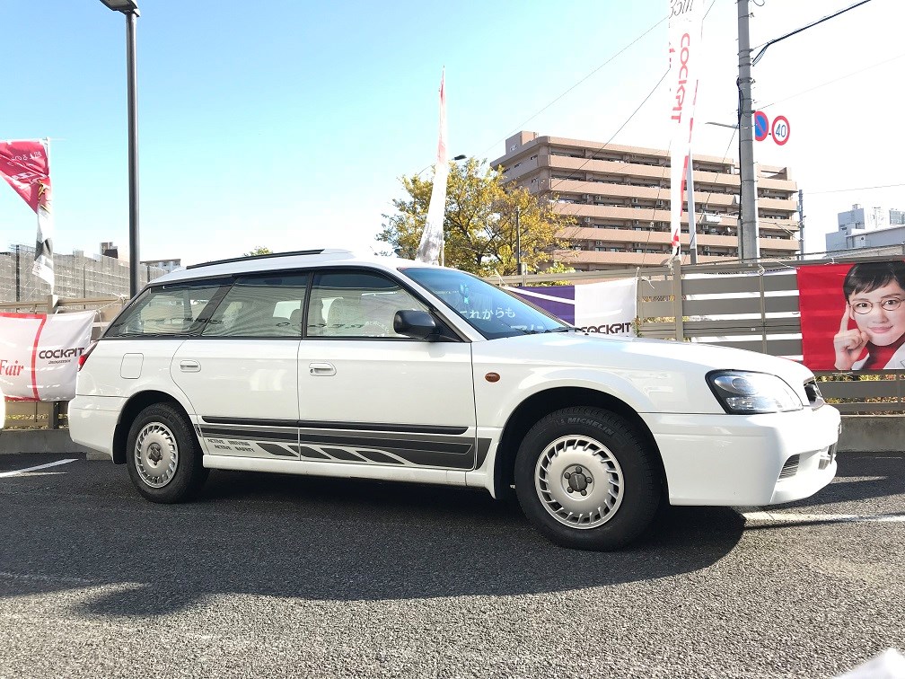 レガシィ リフトアップ 車高上げ スバル レガシィツーリングワゴン 足まわり サスペンション ブレーキ アライメント調整 スタッフ日記 コクピット豊洲 車のカスタマイズにかかわるスタッフより