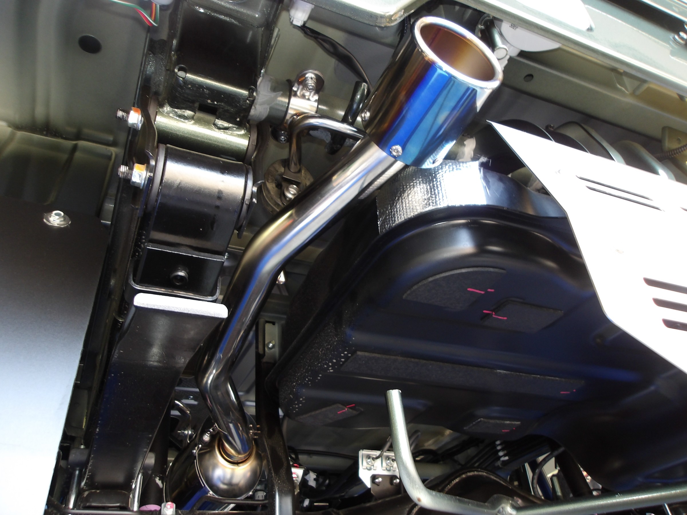 スーパーキャリー キャリィ ( EBD-DA16T ) ステンレスマフラー